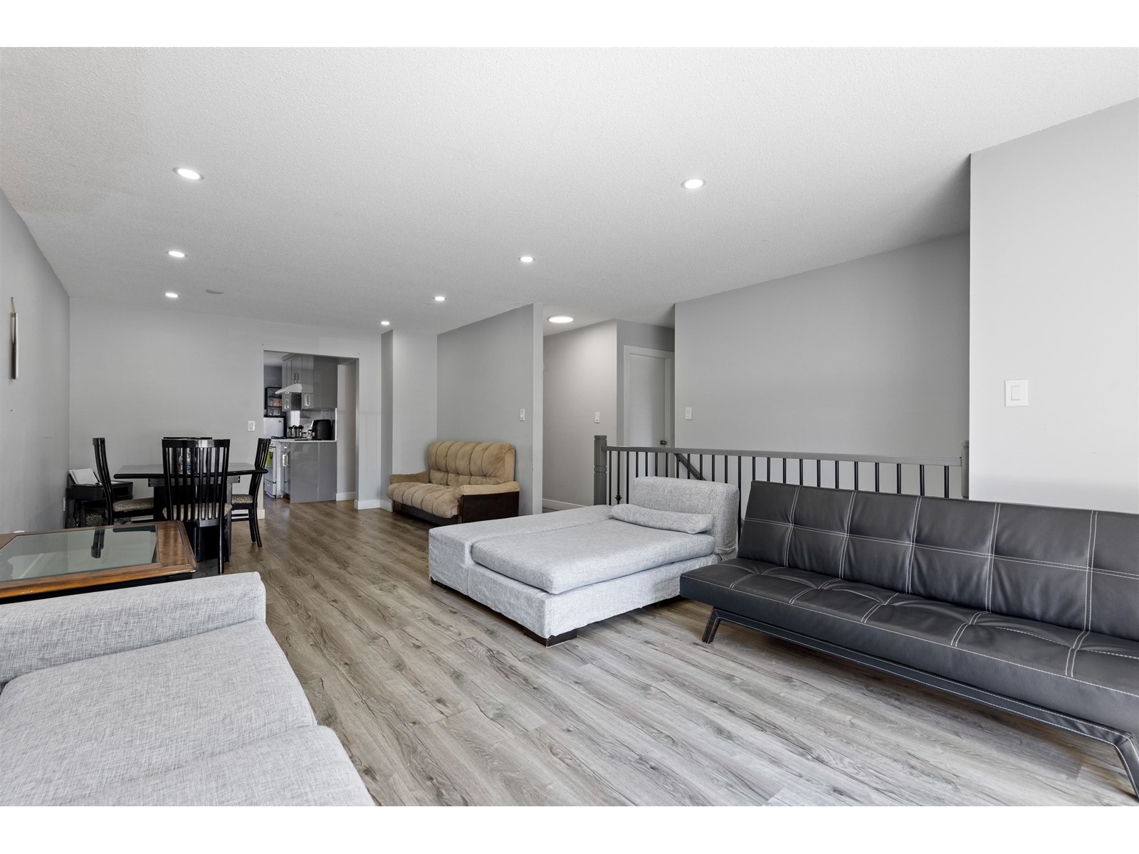 15825-15827 96 Avenue, Surrey, British Columbia  V4N 2R8 - Photo 9 - R2987847