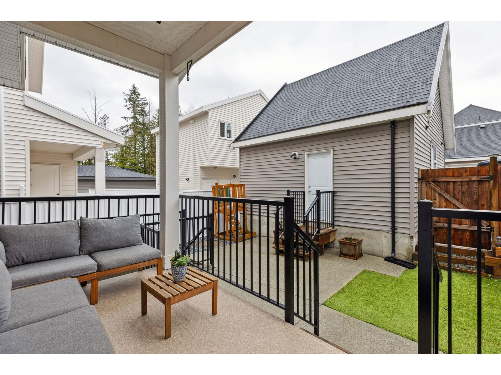 5926 139a Street, Surrey, British Columbia  V3X 0G6 - Photo 37 - R2988089