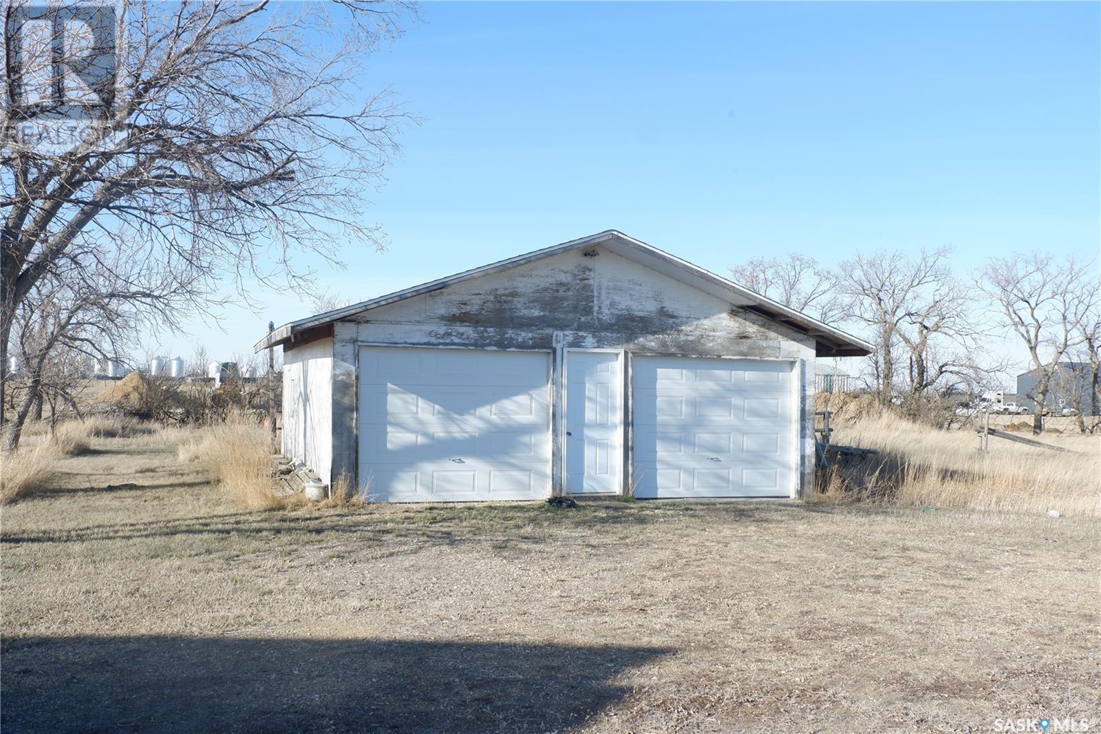 600 Railway Avenue W, Assiniboia, Saskatchewan  S0H 0B0 - Photo 3 - SK002033