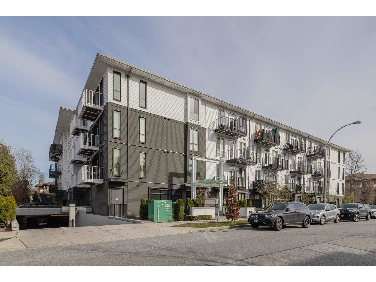 203 10168 149 STREET, surrey, British Columbia