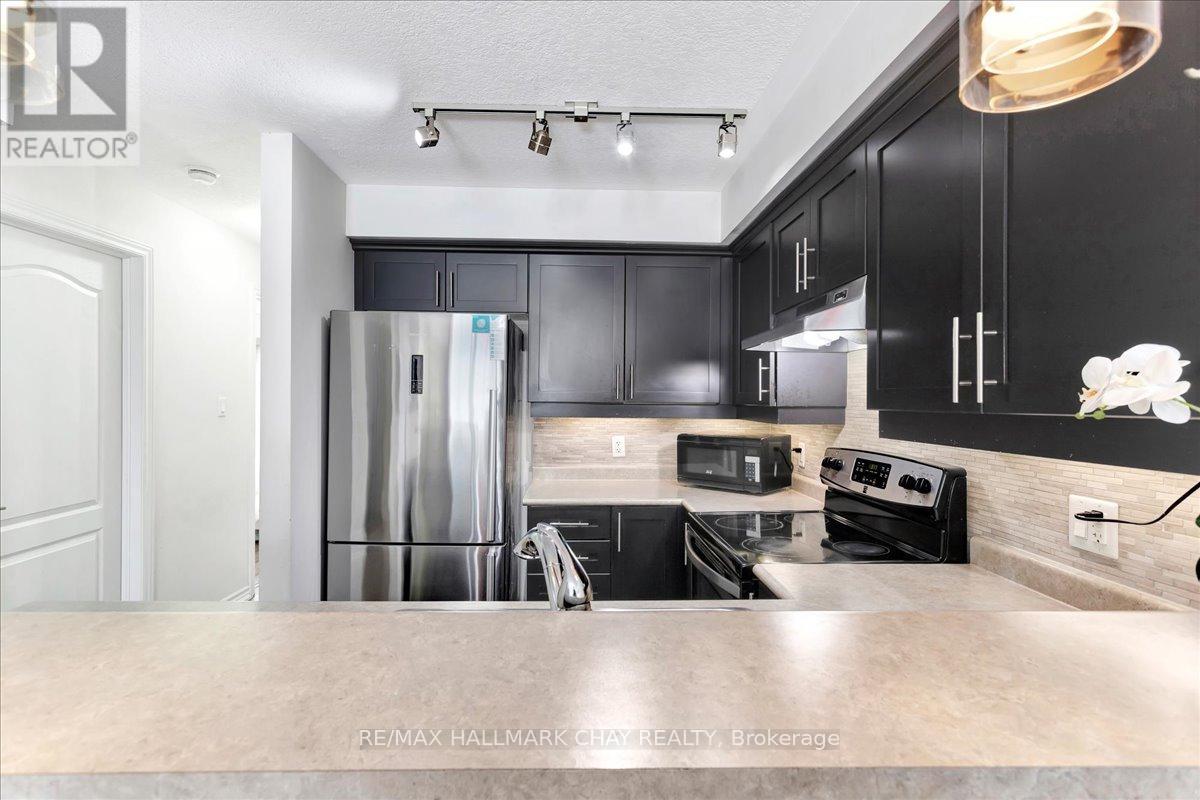 1 - 57 Ferndale Drive S, Barrie, Ontario  L4N 5W9 - Photo 10 - S12070637
