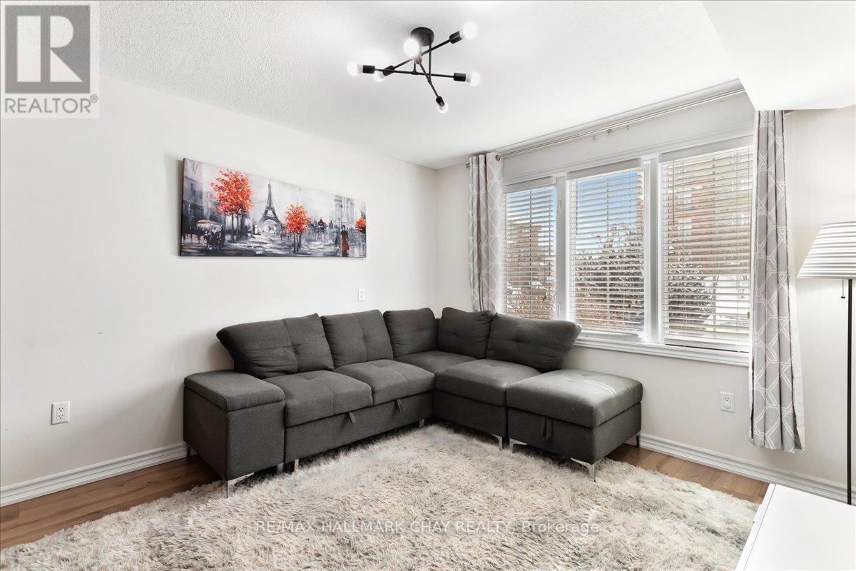 1 - 57 Ferndale Drive S, Barrie (Ardagh), Ontario  L4N 5W9 - Photo 6 - S12070637