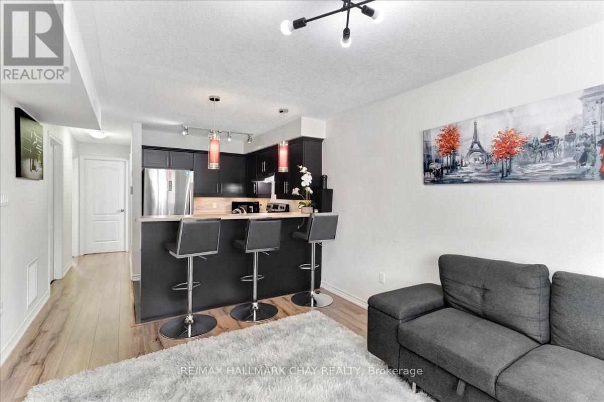 1 - 57 Ferndale Drive S, Barrie (Ardagh), Ontario  L4N 5W9 - Photo 7 - S12070637