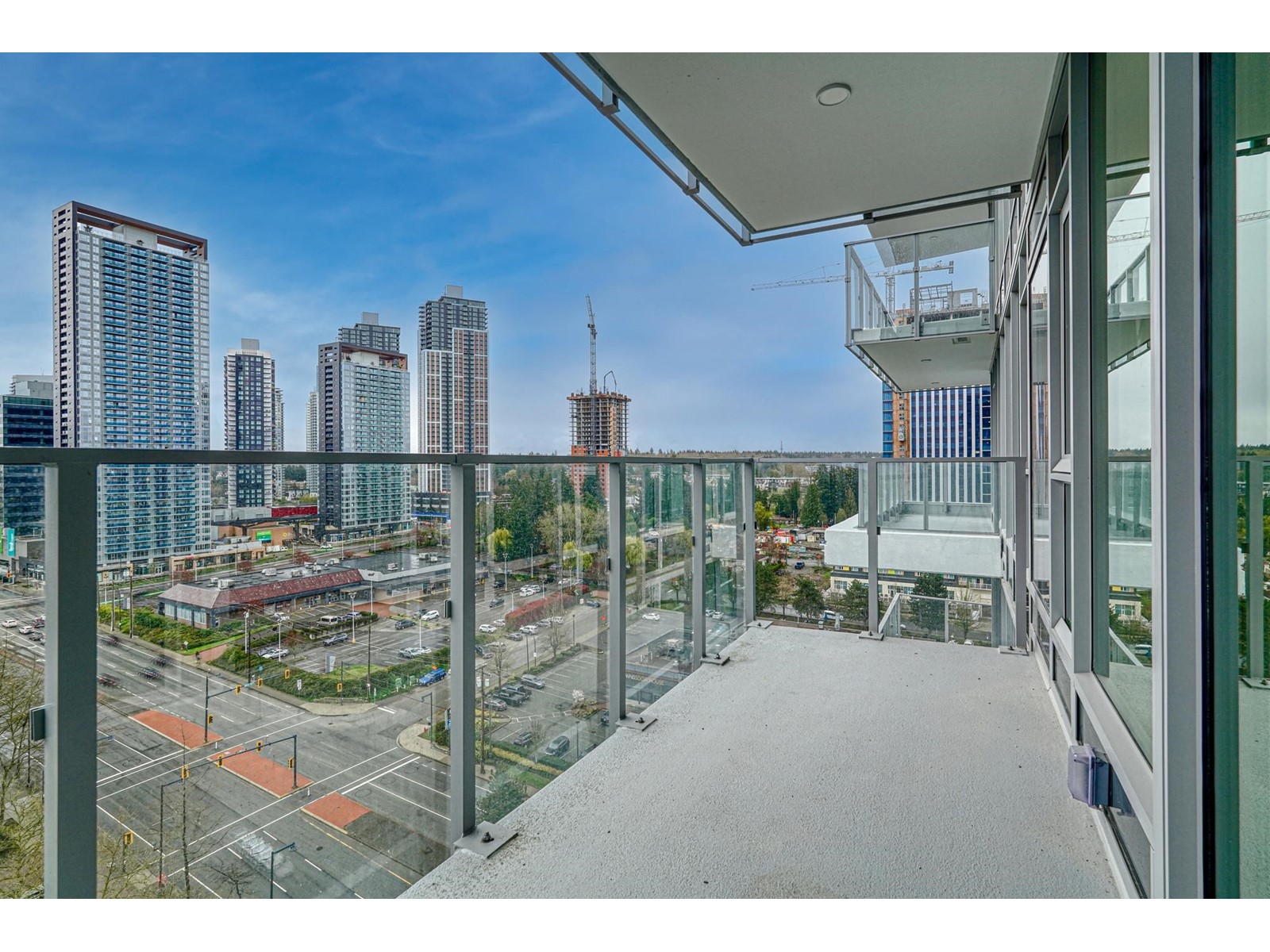 1506 9675 King George Boulevard, Surrey, British Columbia  V3T 2V3 - Photo 8 - R2972599