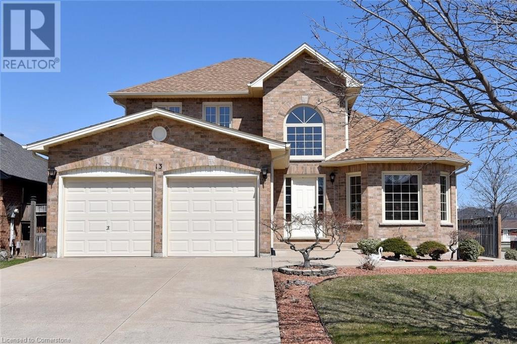 Property at 13 CHIANTI Crescent image 1