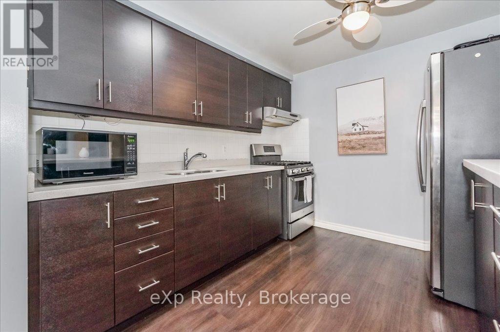 260 Strathallan Street, Centre Wellington, Ontario  N1M 3L5 - Photo 11 - X12066612