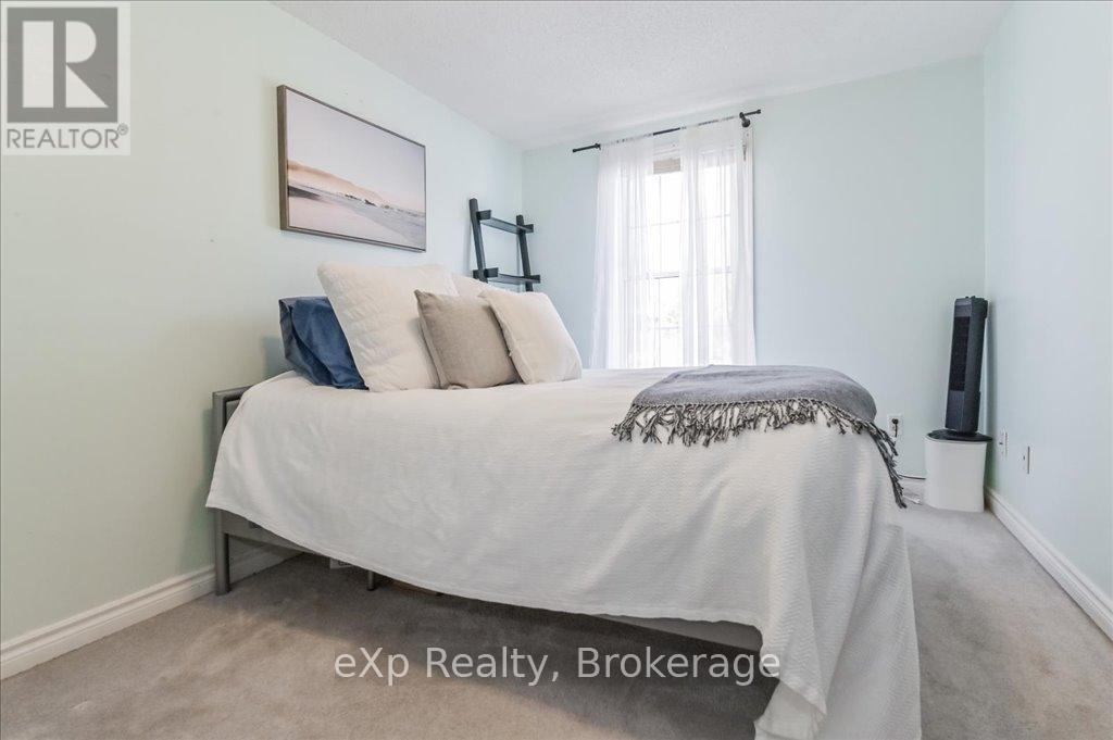 260 Strathallan Street, Centre Wellington, Ontario  N1M 3L5 - Photo 23 - X12066612