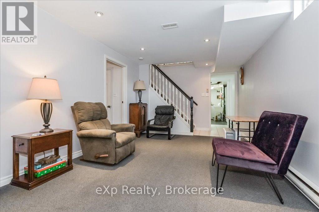 260 Strathallan Street, Centre Wellington, Ontario  N1M 3L5 - Photo 27 - X12066612