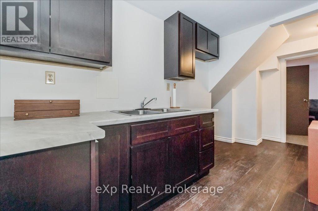 260 Strathallan Street, Centre Wellington, Ontario  N1M 3L5 - Photo 29 - X12066612