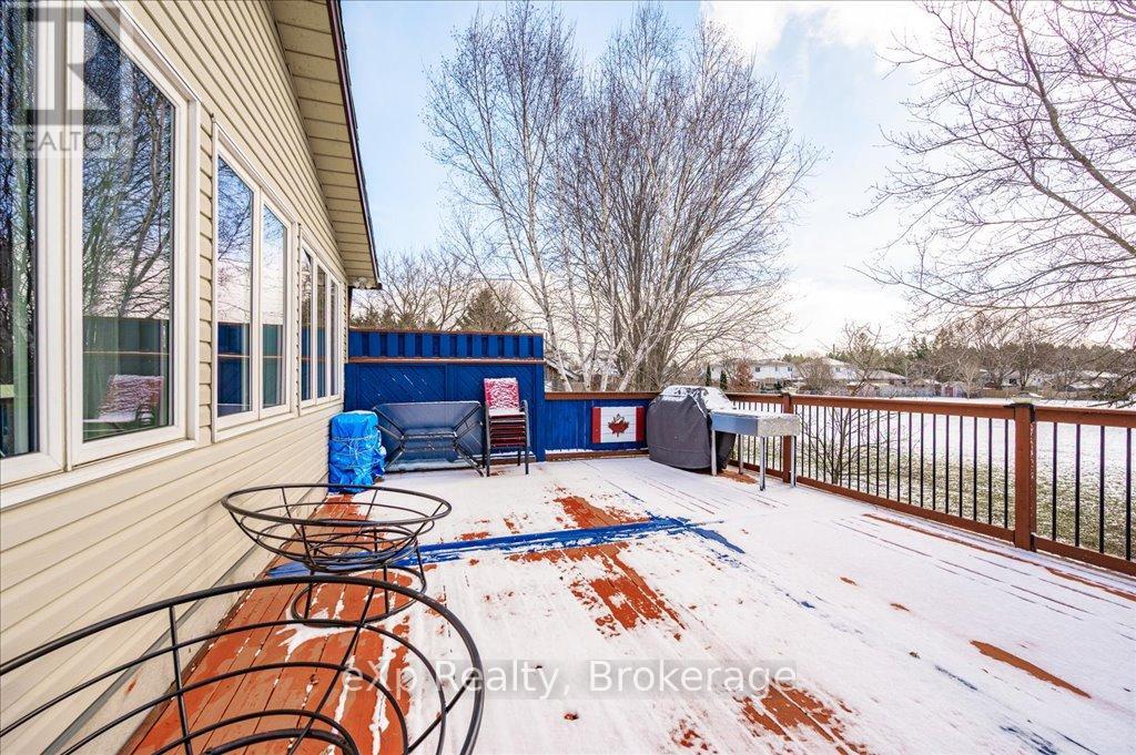 260 Strathallan Street, Centre Wellington, Ontario  N1M 3L5 - Photo 36 - X12066612