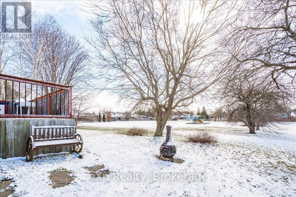 260 Strathallan Street, Centre Wellington, Ontario  N1M 3L5 - Photo 43 - X12066612