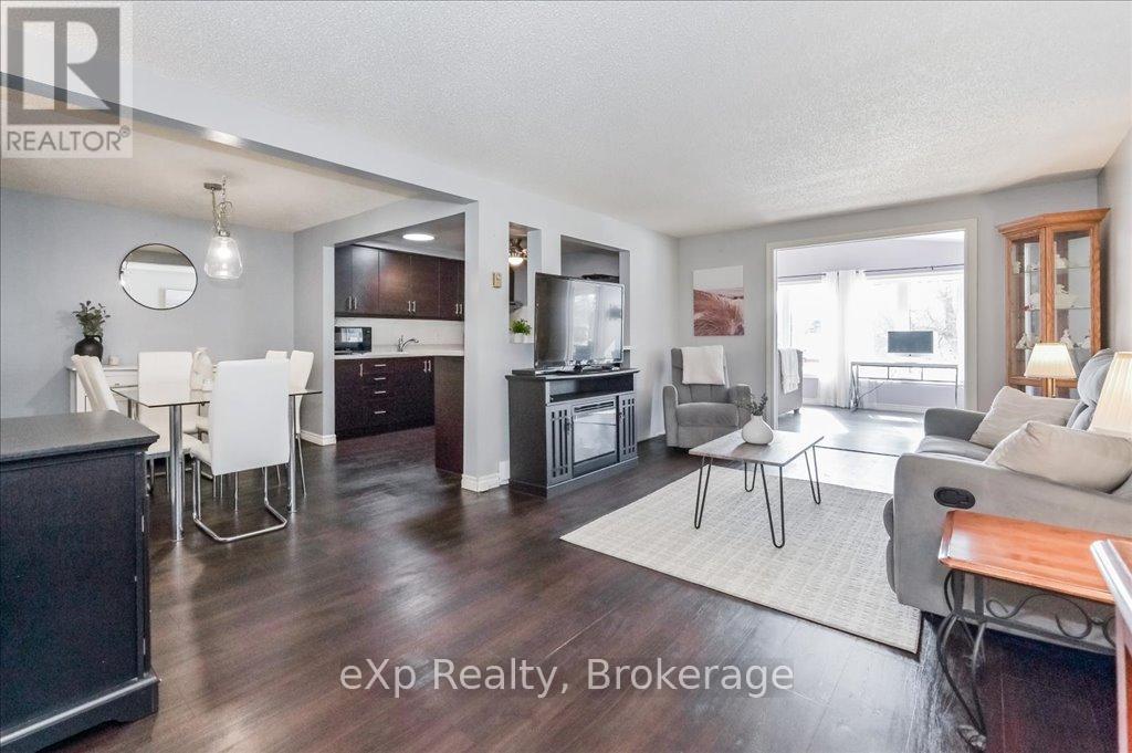 260 Strathallan Street, Centre Wellington, Ontario  N1M 3L5 - Photo 7 - X12066612
