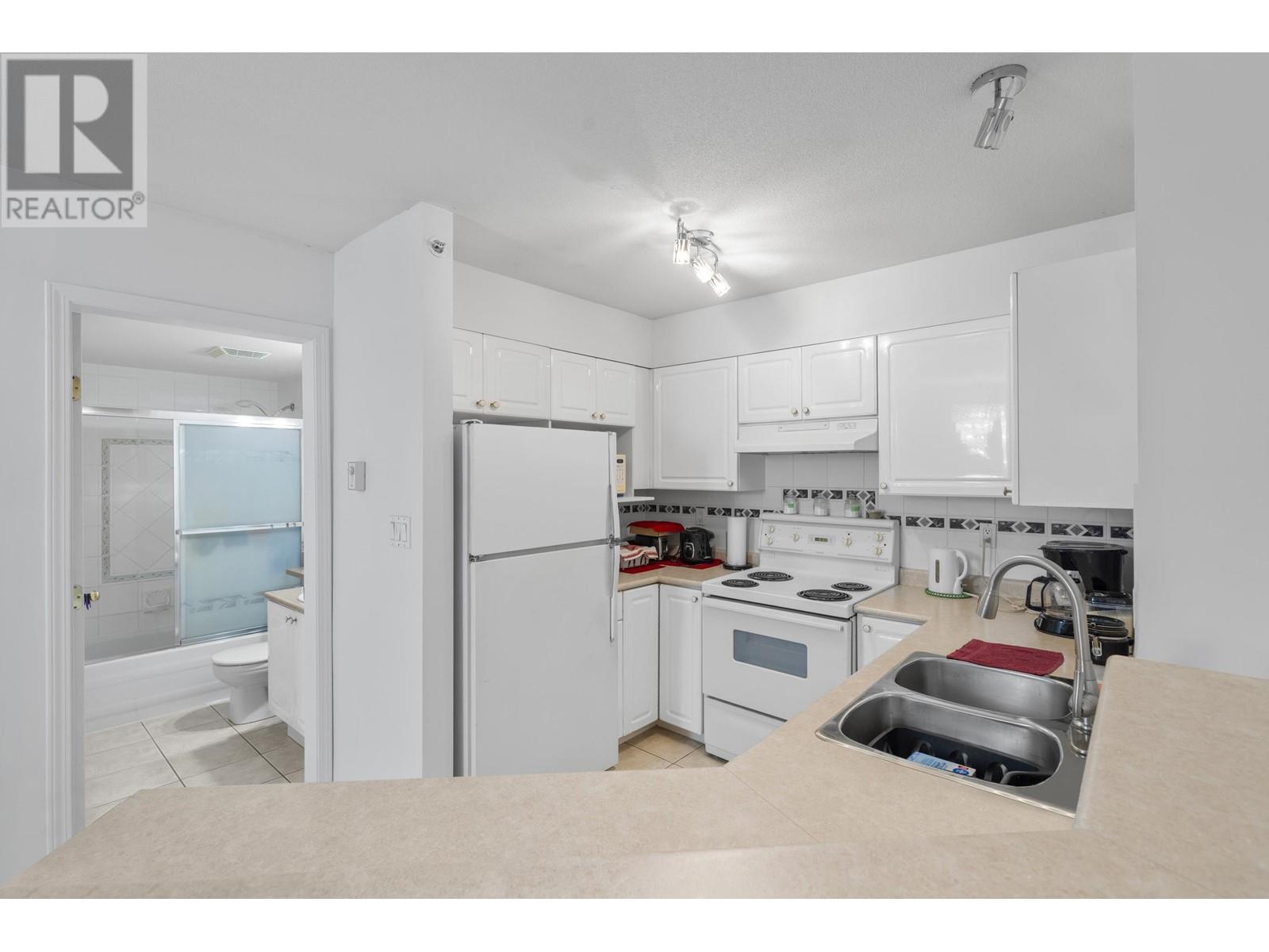 Ph23 760 Kingsway, Vancouver, British Columbia  V5V 3C1 - Photo 23 - R2987680