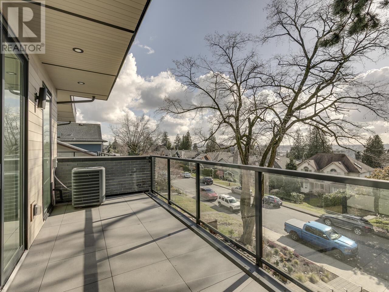 336 E 5th Street, North Vancouver, British Columbia  V7L 1L9 - Photo 34 - R2974948