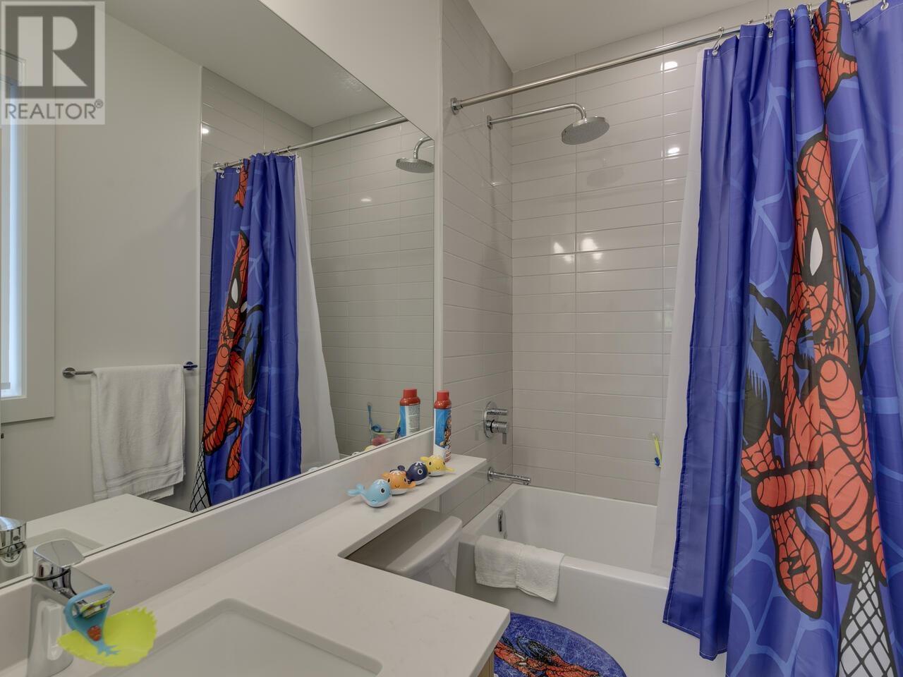 336 E 5th Street, North Vancouver, British Columbia  V7L 1L9 - Photo 26 - R2974948