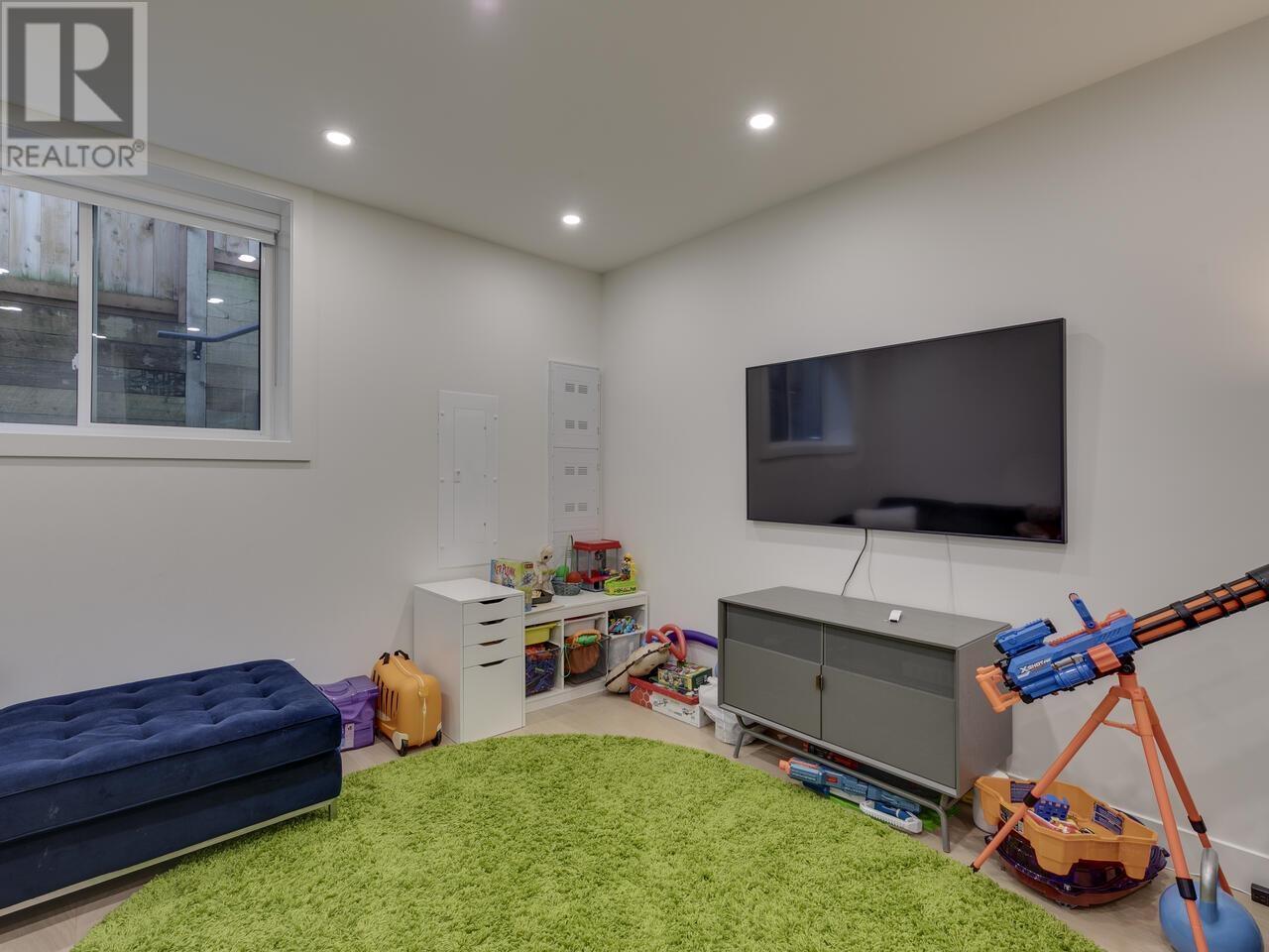 336 E 5th Street, North Vancouver, British Columbia  V7L 1L9 - Photo 27 - R2974948