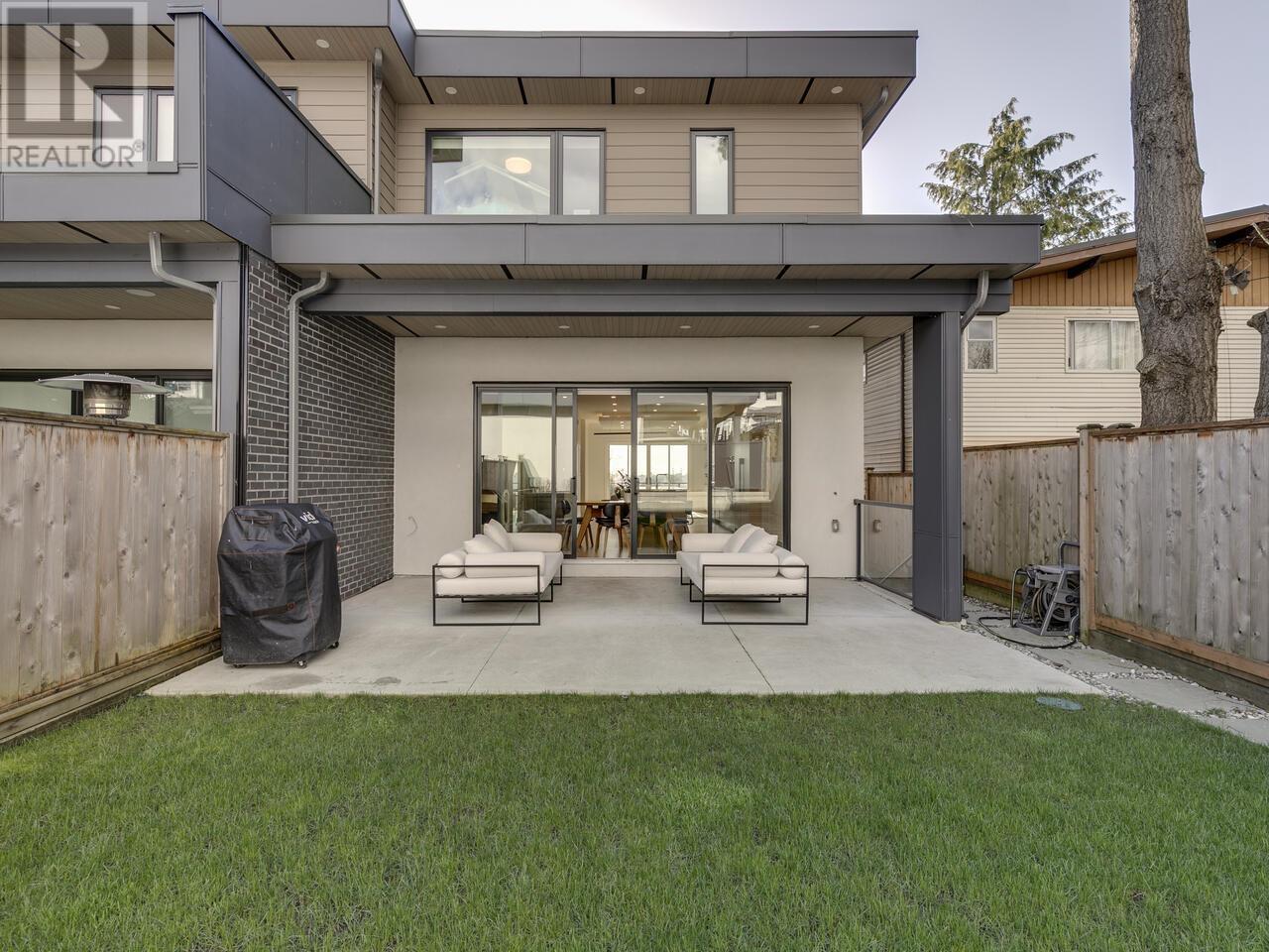 336 E 5th Street, North Vancouver, British Columbia  V7L 1L9 - Photo 4 - R2974948