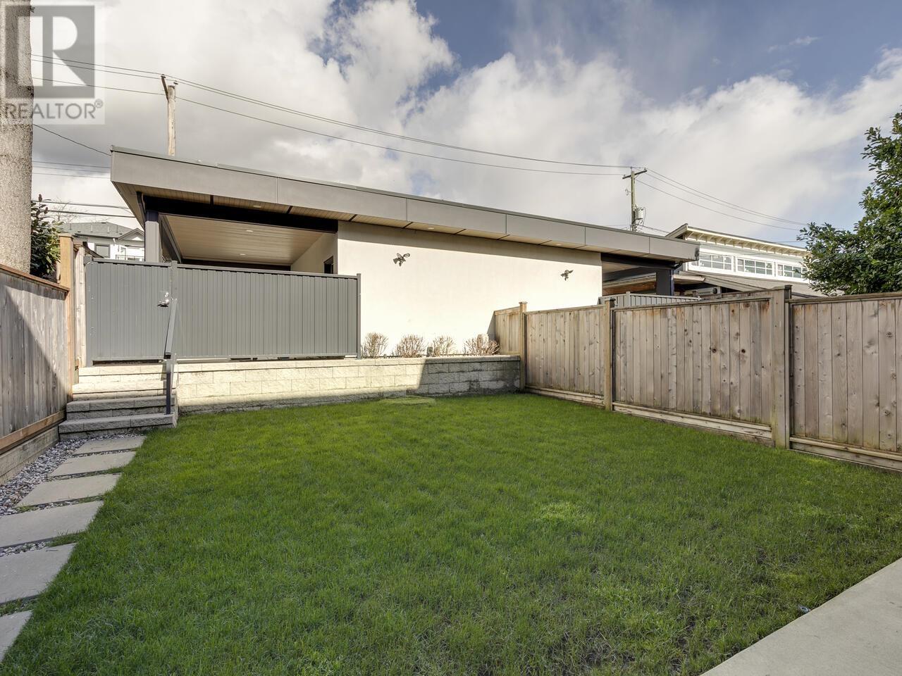 336 E 5th Street, North Vancouver, British Columbia  V7L 1L9 - Photo 36 - R2974948