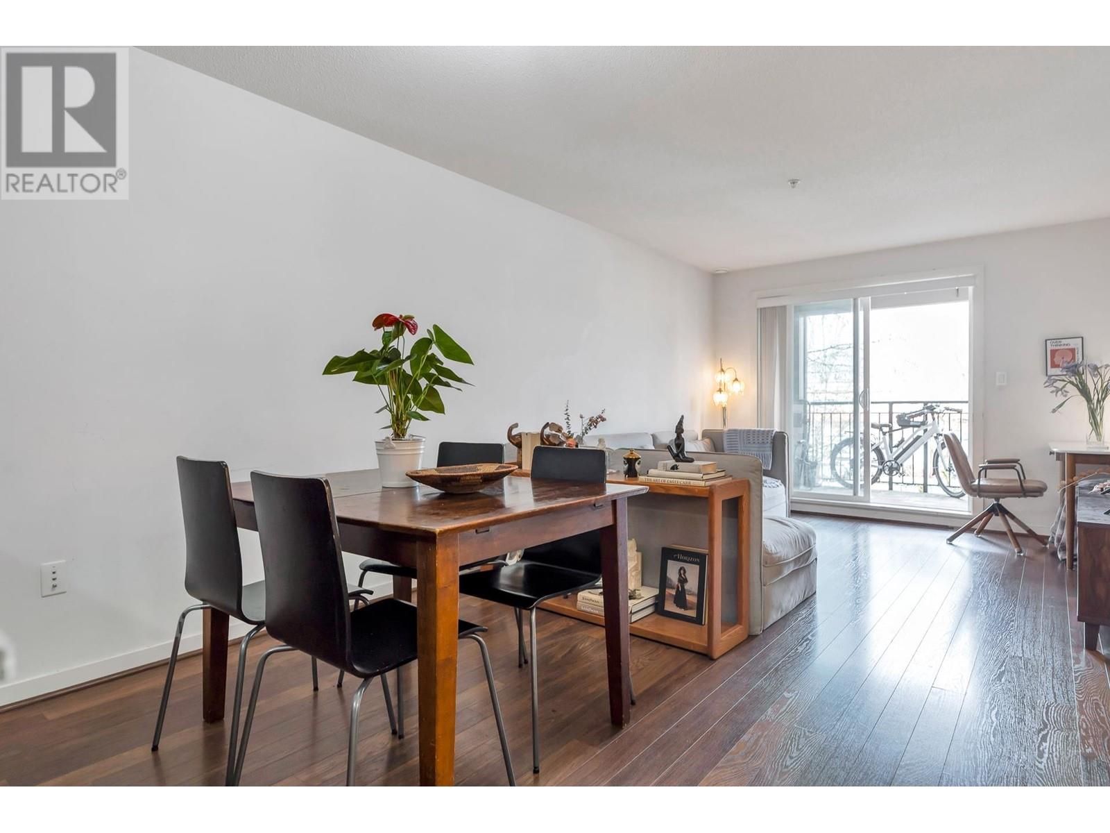 302 5885 Irmin Street, Burnaby, British Columbia  V5J 0C2 - Photo 11 - R2987634