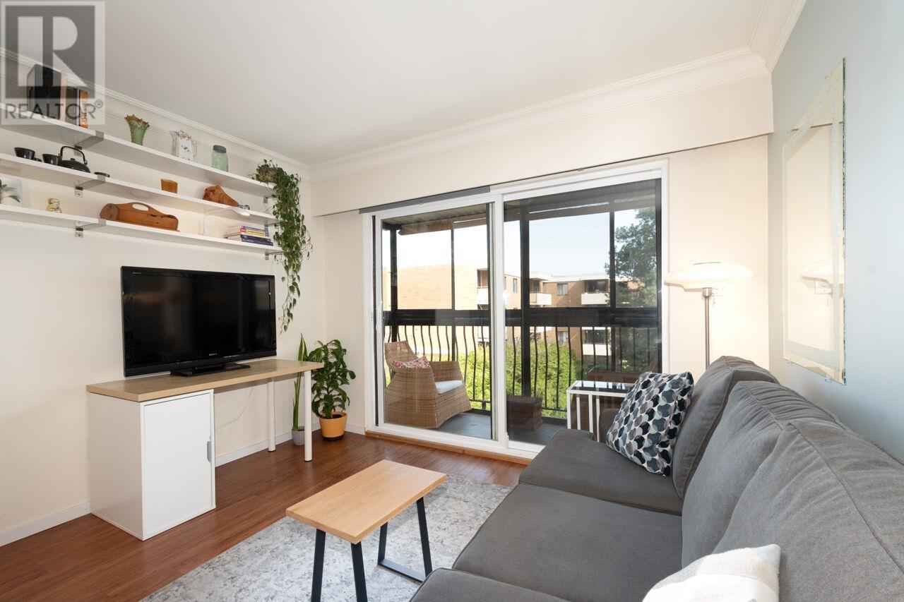 310 2033 W 7th Avenue, Vancouver, British Columbia  V6J 1T3 - Photo 1 - R2987815