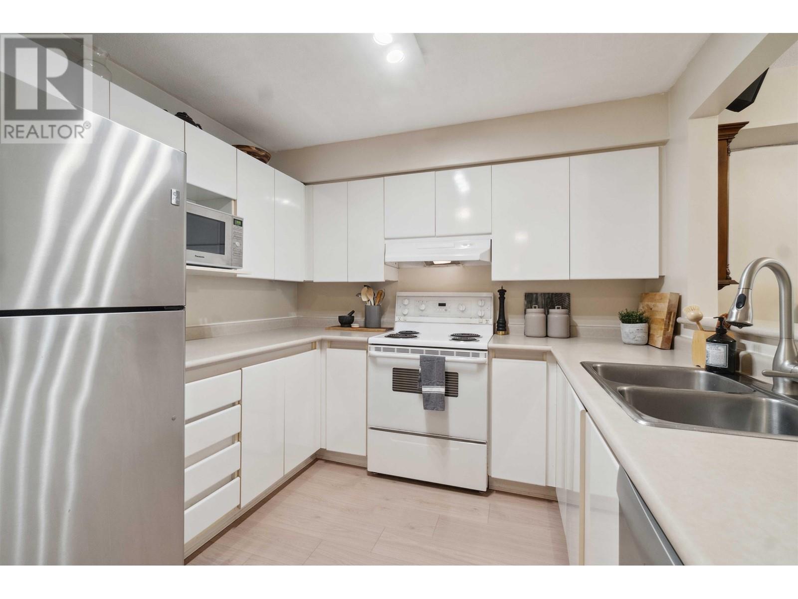 109 1199 Westwood Street, Coquitlam, British Columbia  V3B 7P6 - Photo 14 - R2988045