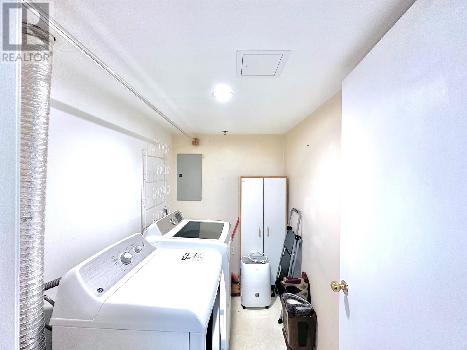 105 1189 Eastwood Street, Coquitlam, British Columbia  V3B 7N5 - Photo 11 - R2988099