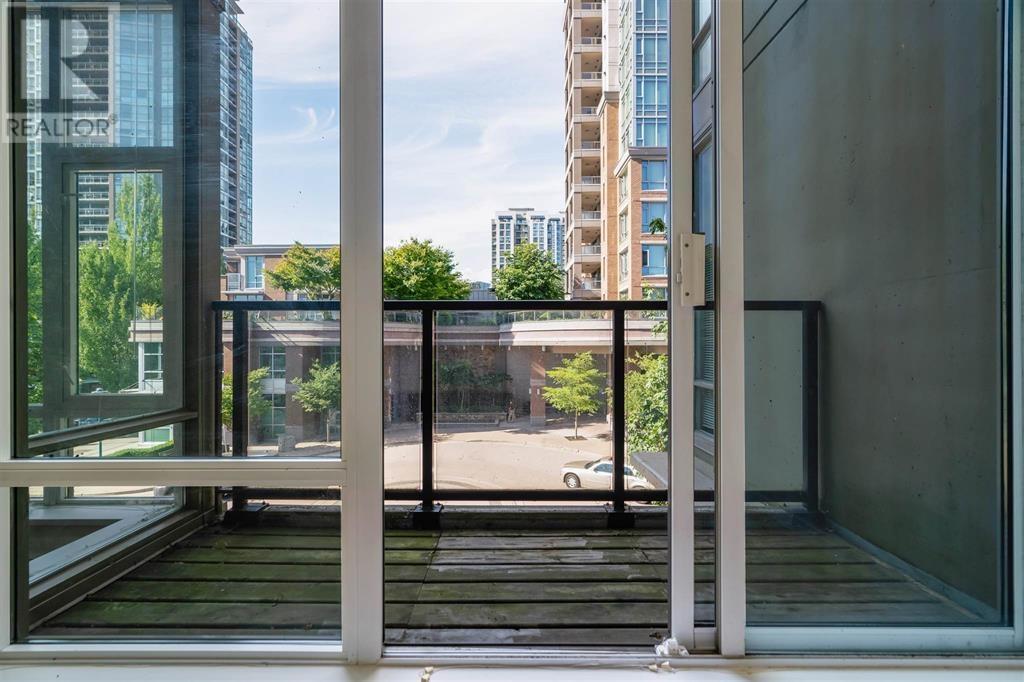 302 2980 Atlantic Avenue, Coquitlam, British Columbia  V3B 0G2 - Photo 15 - R2988125