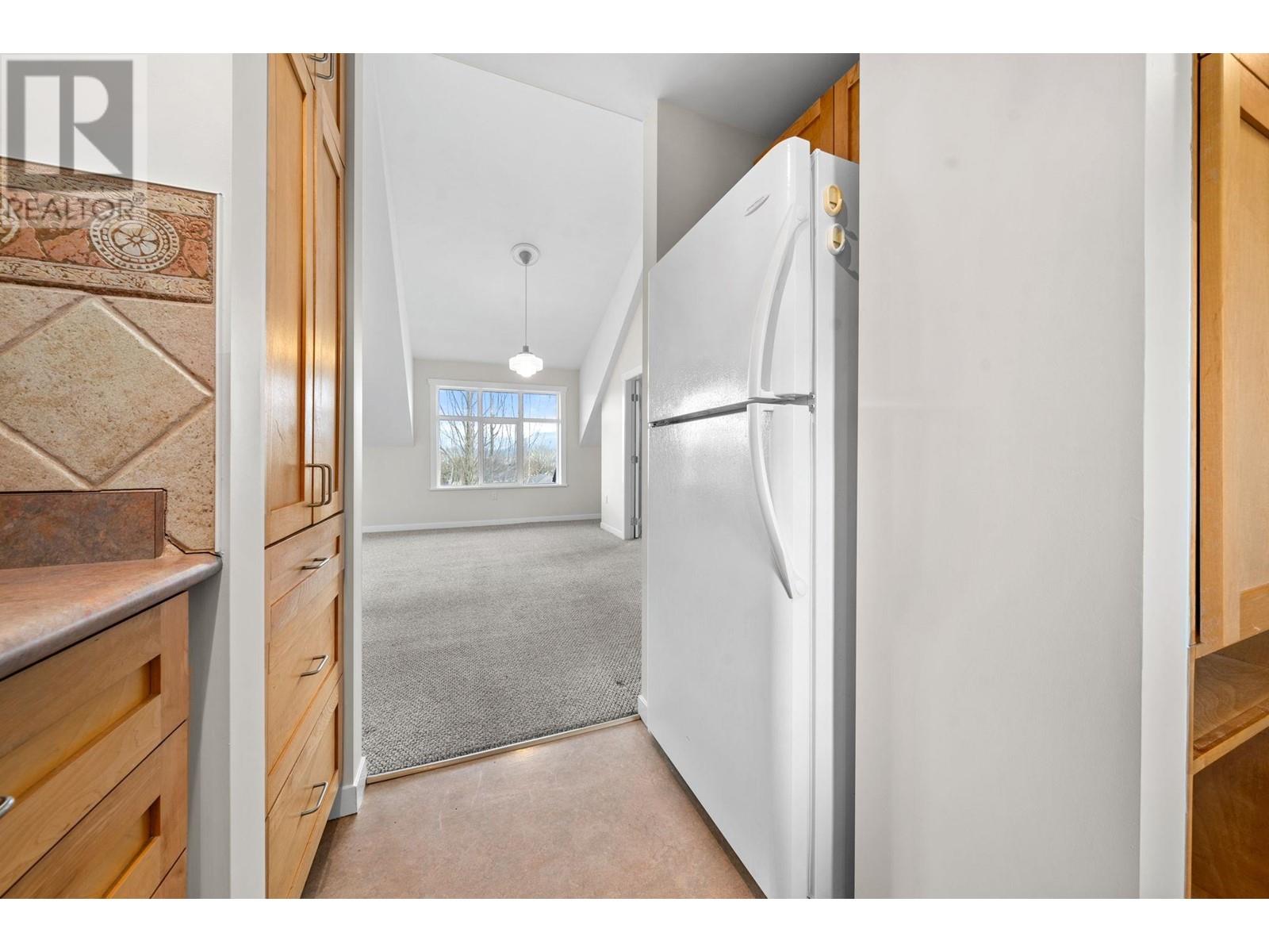 401 4272 Albert Street, Burnaby, British Columbia  V5C 2E8 - Photo 9 - R2988126