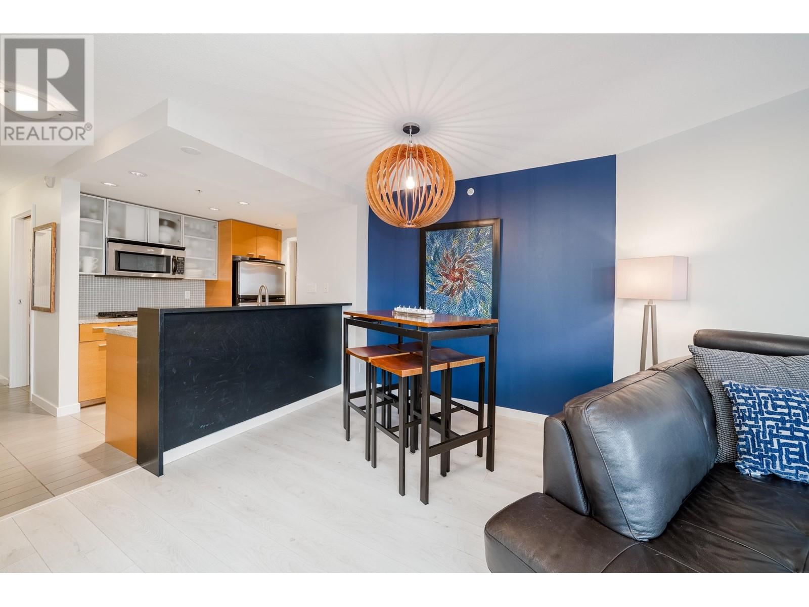 1003 980 Cooperage Way, Vancouver, British Columbia  V6B 0C3 - Photo 2 - R2988133