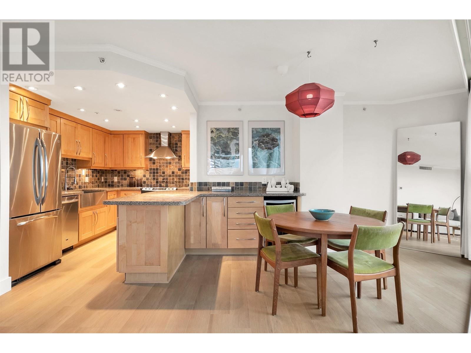 2103 1050 Burrard Street, Vancouver, British Columbia  V6Z 2S3 - Photo 10 - R2988136