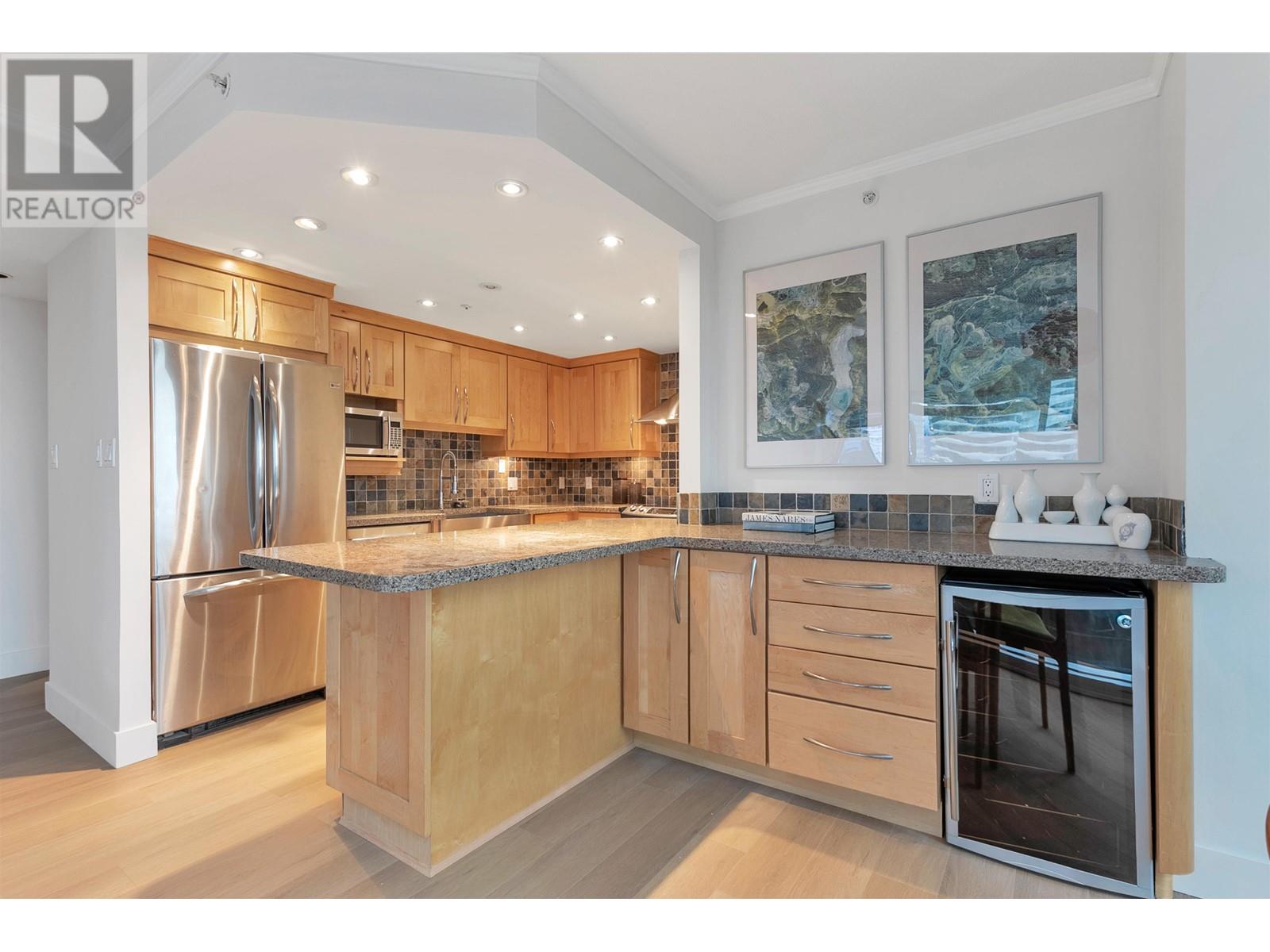 2103 1050 Burrard Street, Vancouver, British Columbia  V6Z 2S3 - Photo 17 - R2988136