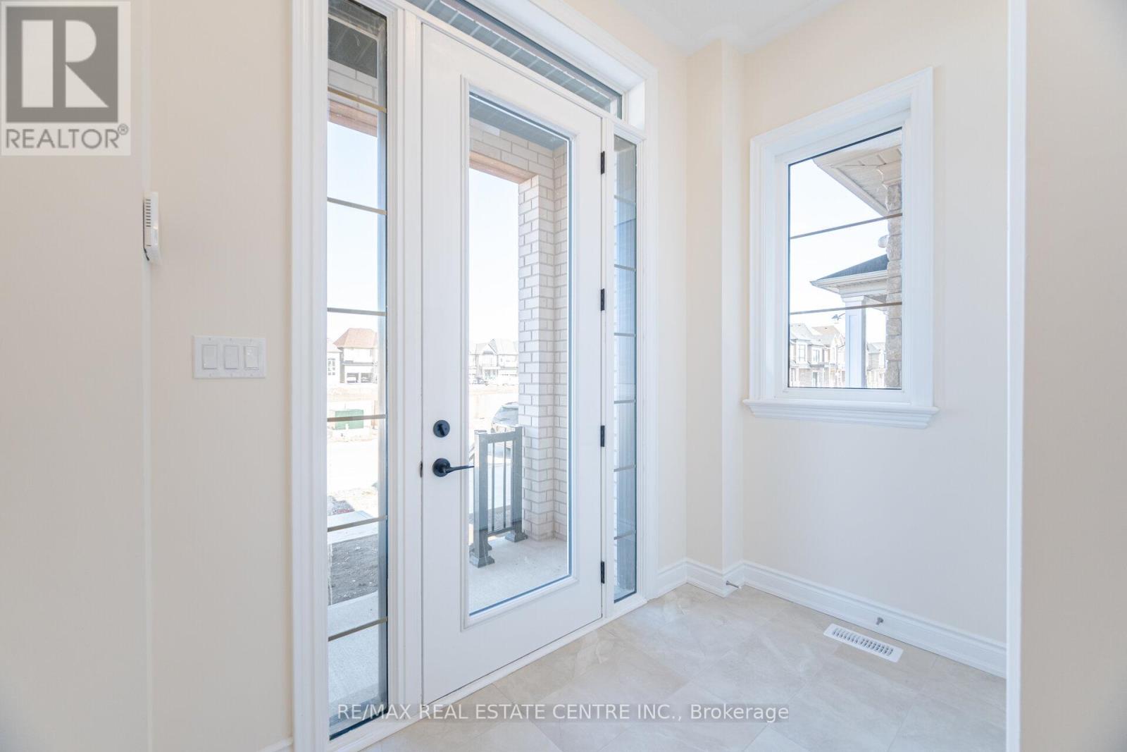 1330 Loon Lane, Oakville (Jm Joshua Meadows), Ontario  L6H 7X3 - Photo 5 - W12069916