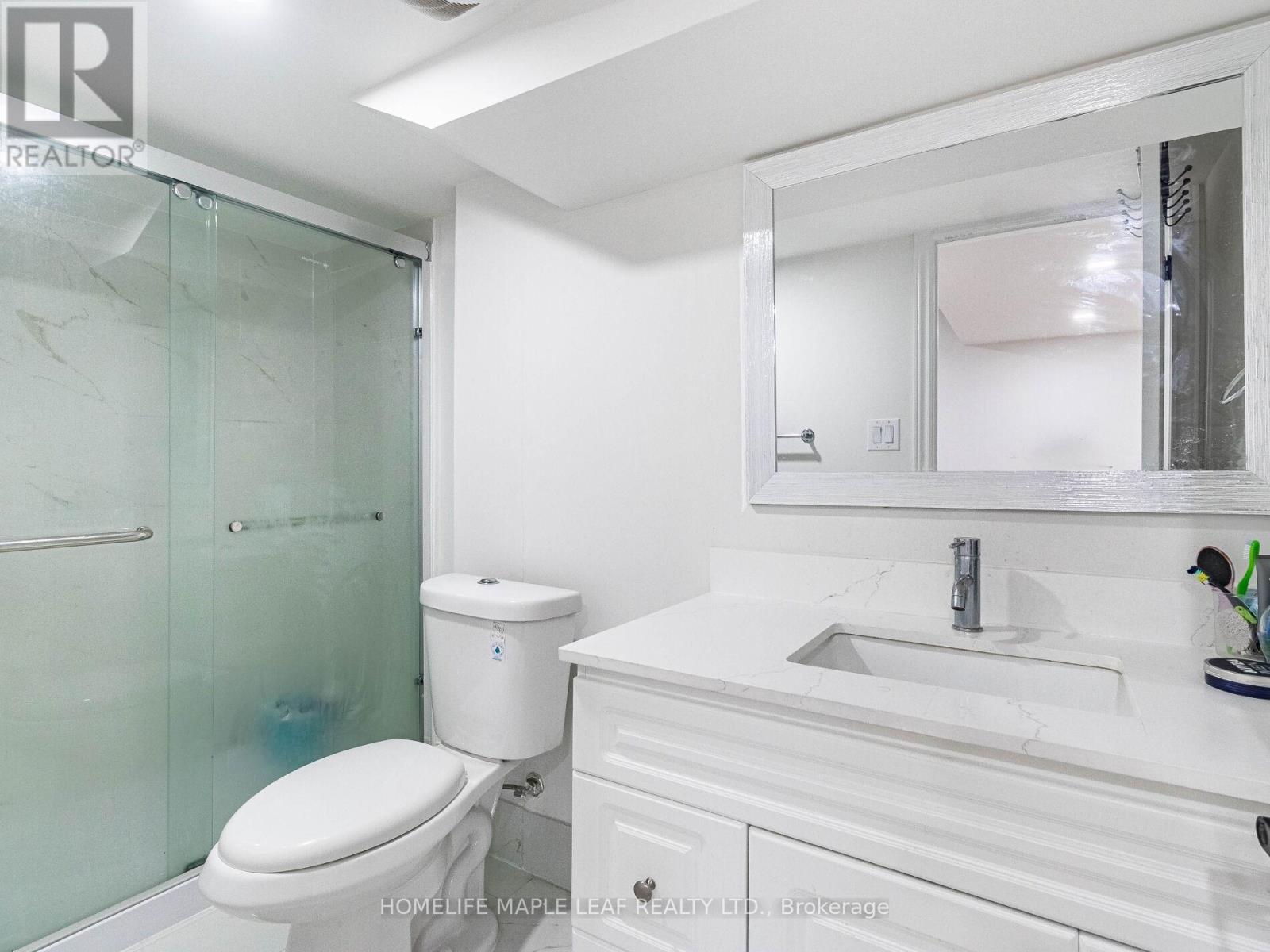 144 Bloomsbury Avenue, Brampton, Ontario  L6P 2X2 - Photo 39 - W12070666