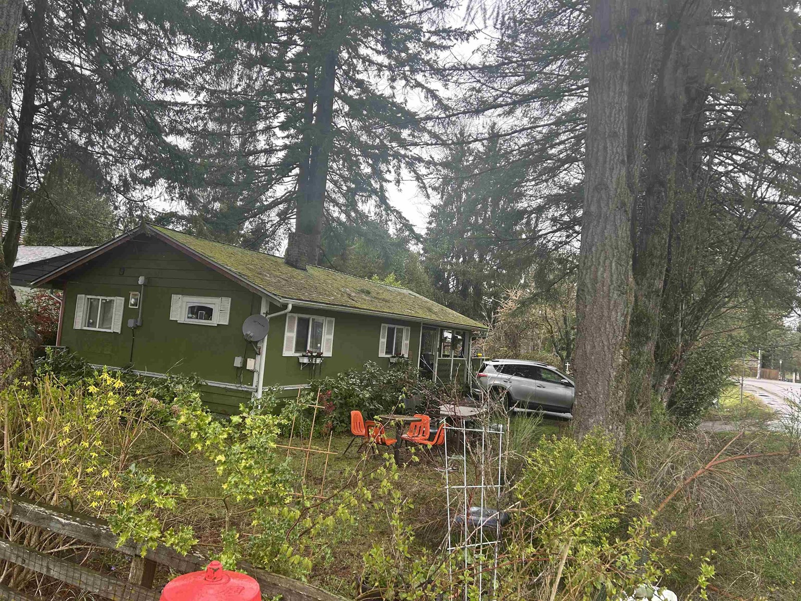 10361 141 Street, Surrey, British Columbia  V3T 4R3 - Photo 1 - R2987443