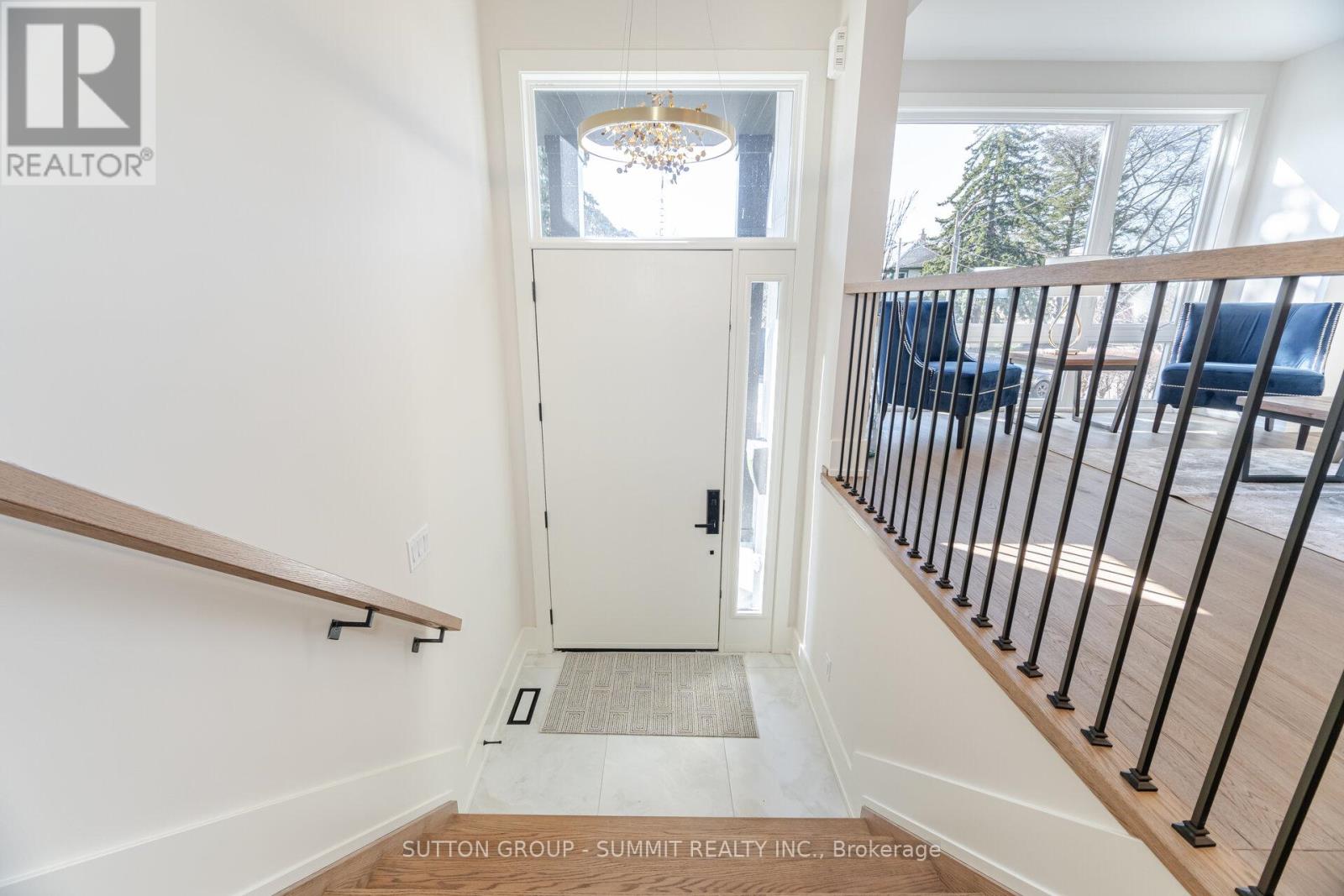 Property at 62 ASH CRESCENT image 4