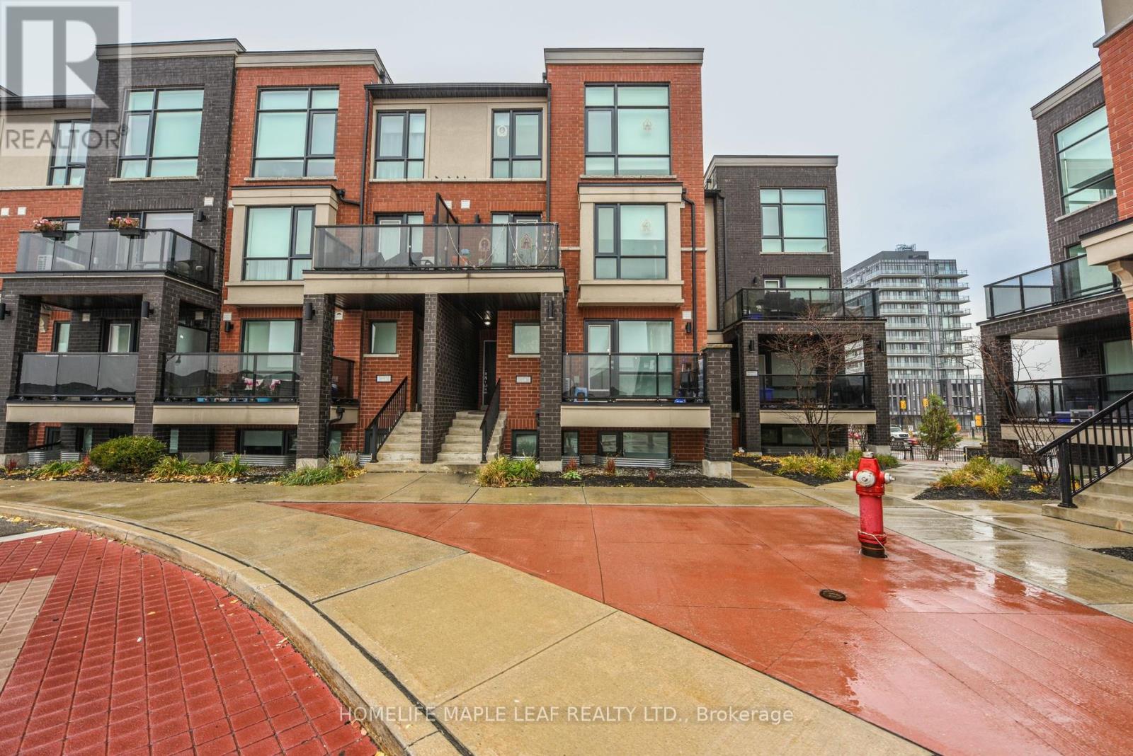 Property at 98 - 100 DUFAY ROAD S image 1