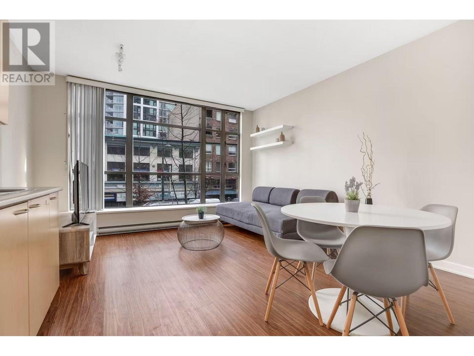 209 1249 GRANVILLE STREET, vancouver, British Columbia