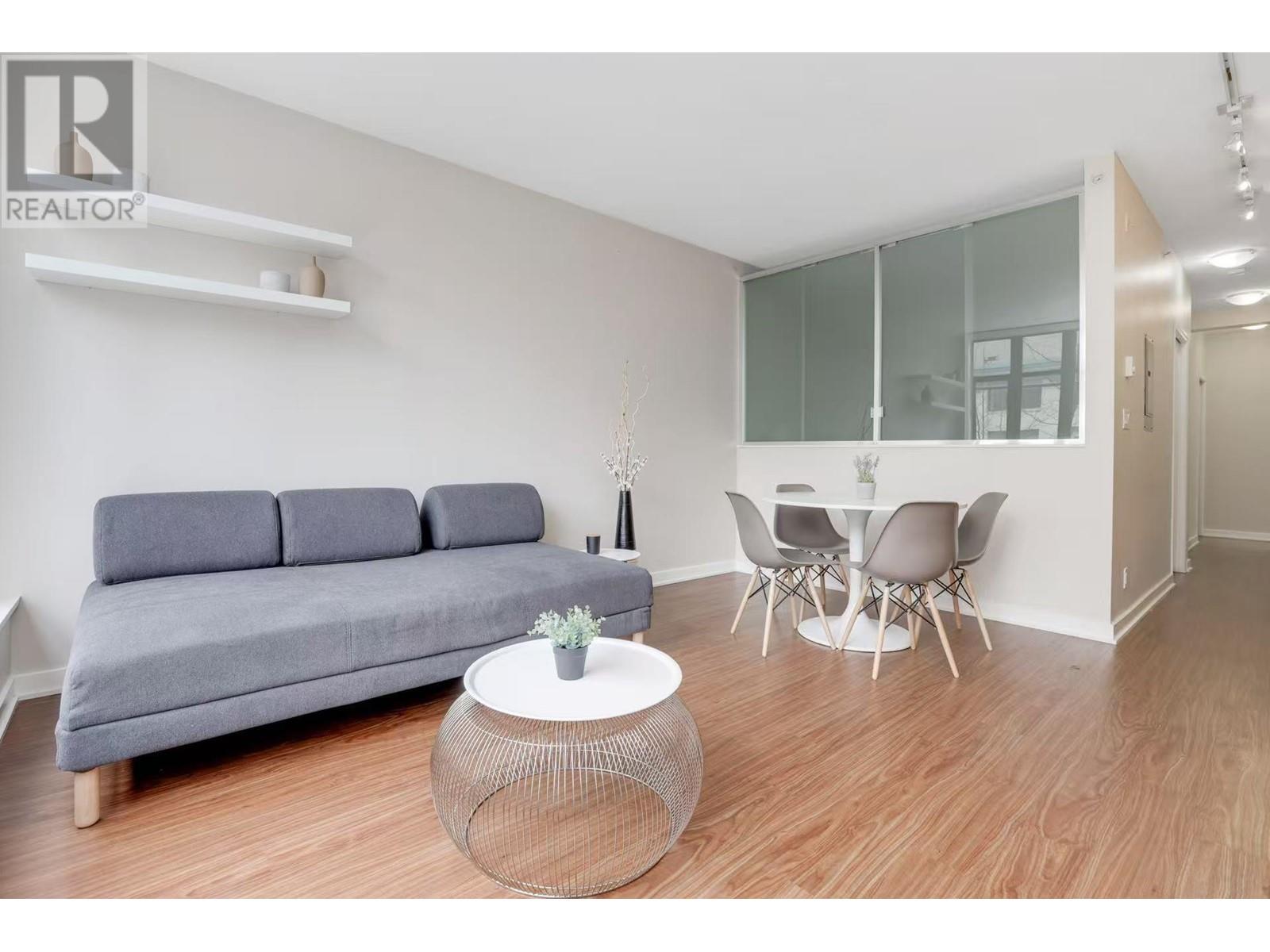 209 1249 Granville Street, Vancouver, British Columbia  V6Z 1M5 - Photo 2 - R2988167