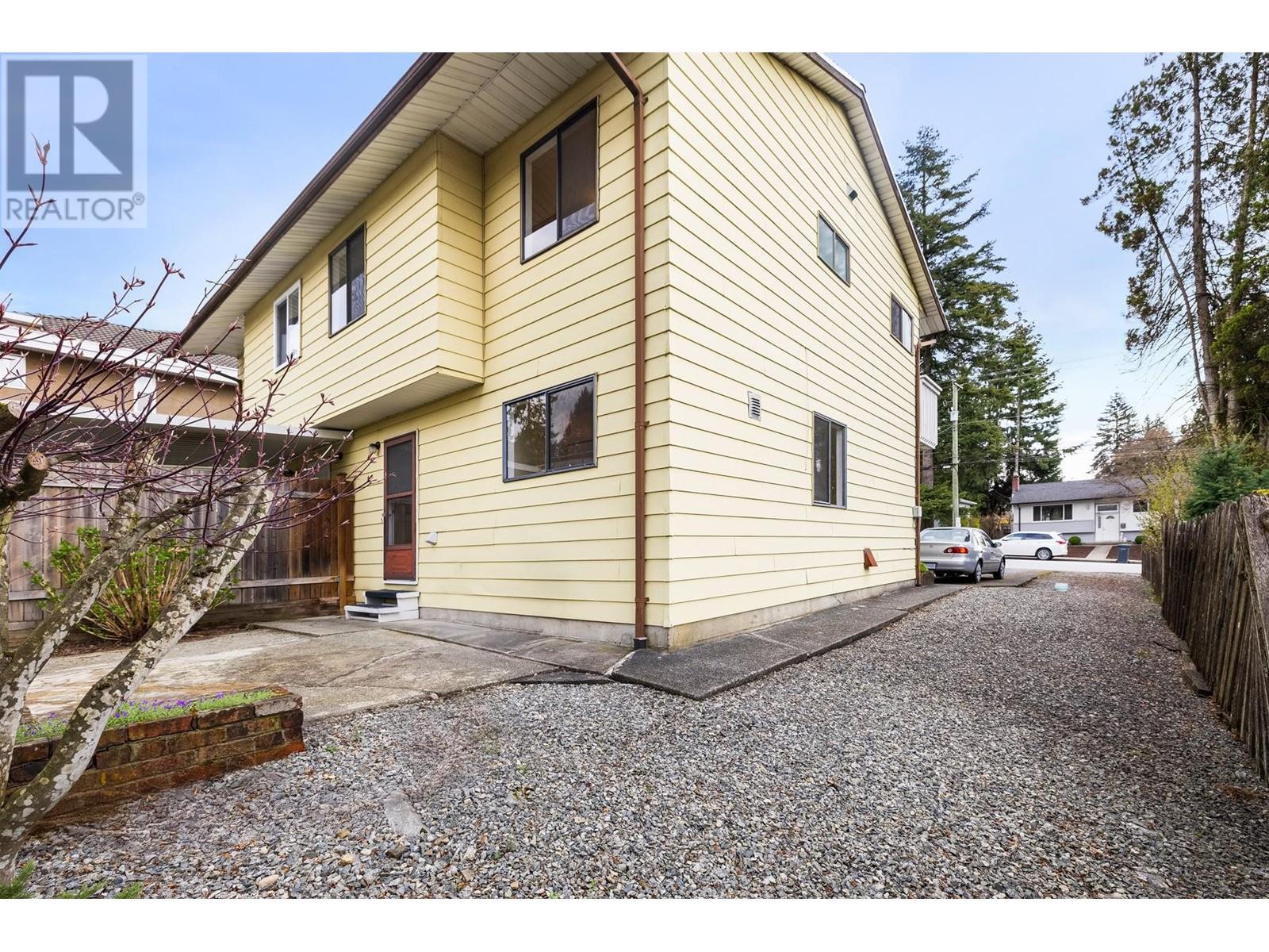508 Schoolhouse Street, Coquitlam, British Columbia  V3J 5N7 - Photo 29 - R2988170