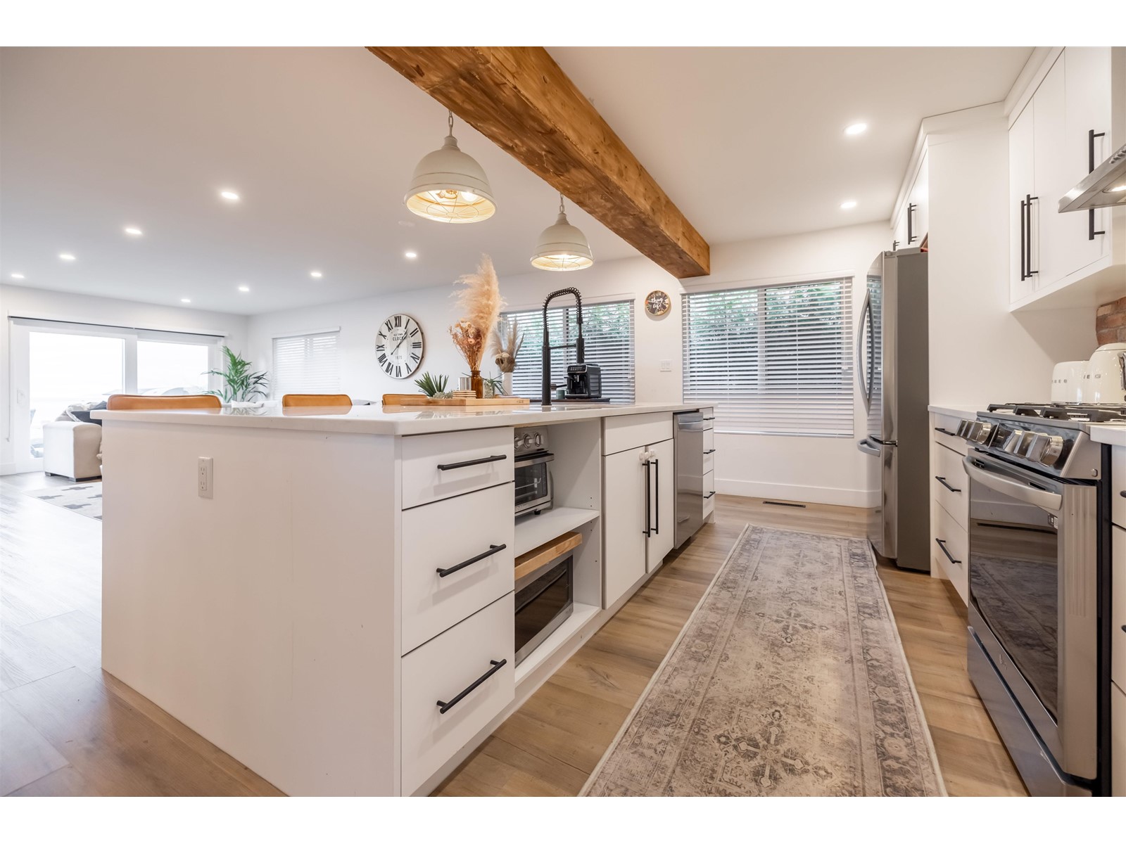 15170 Beachview Avenue, White Rock, British Columbia  V4B 1P6 - Photo 8 - R2981672
