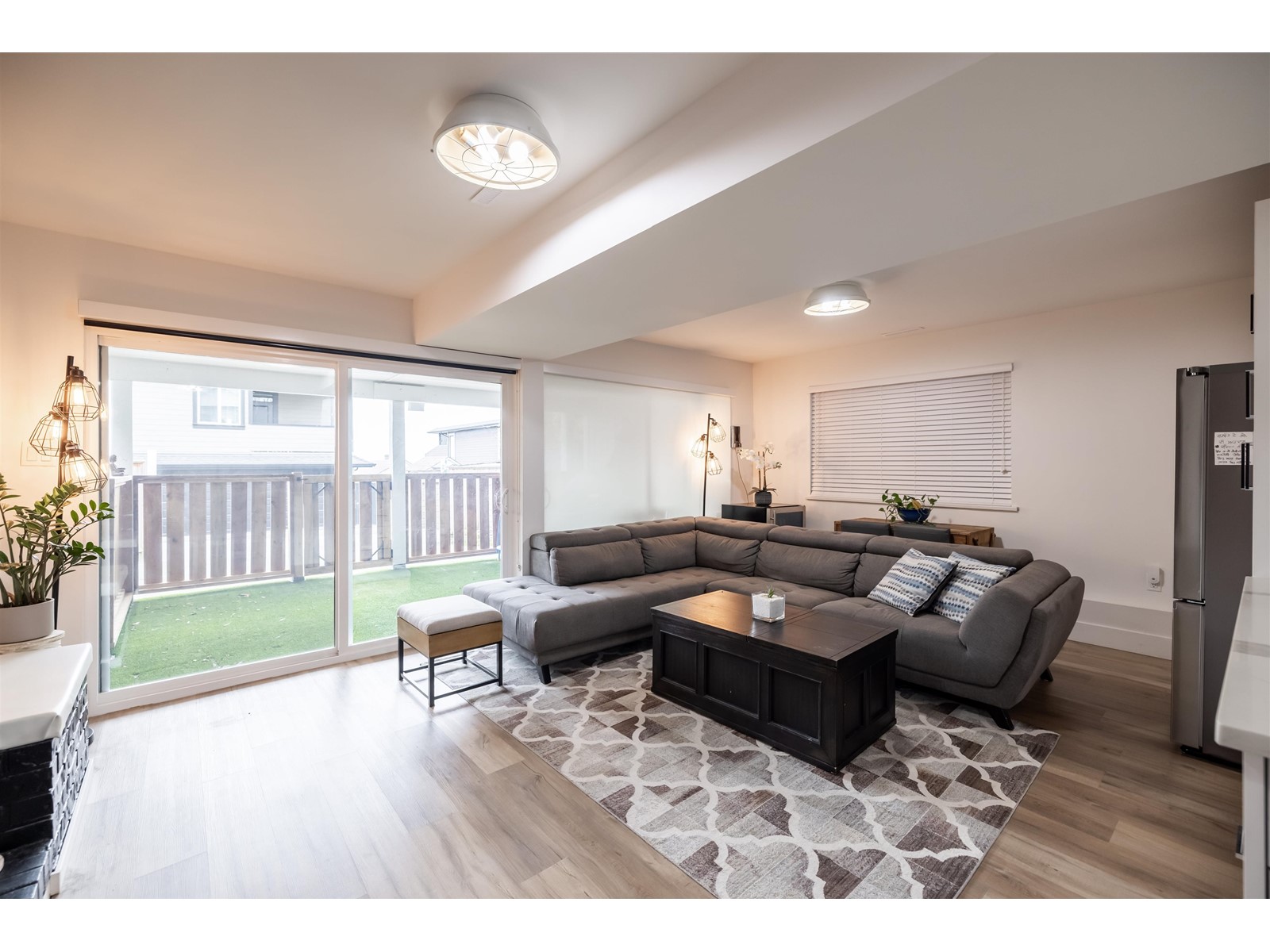 15170 Beachview Avenue, White Rock, British Columbia  V4B 1P6 - Photo 24 - R2981672
