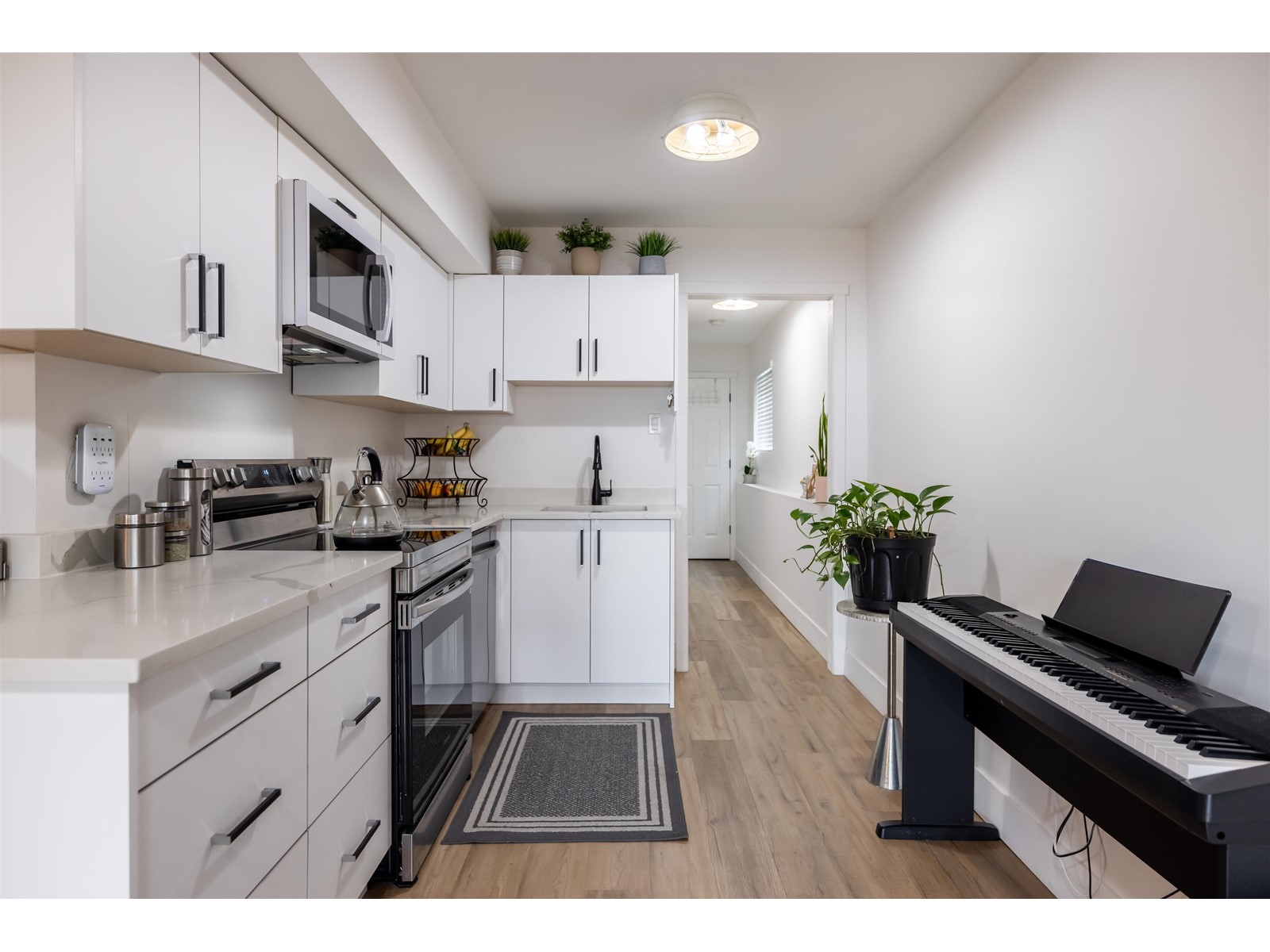 15170 Beachview Avenue, White Rock, British Columbia  V4B 1P6 - Photo 23 - R2981672