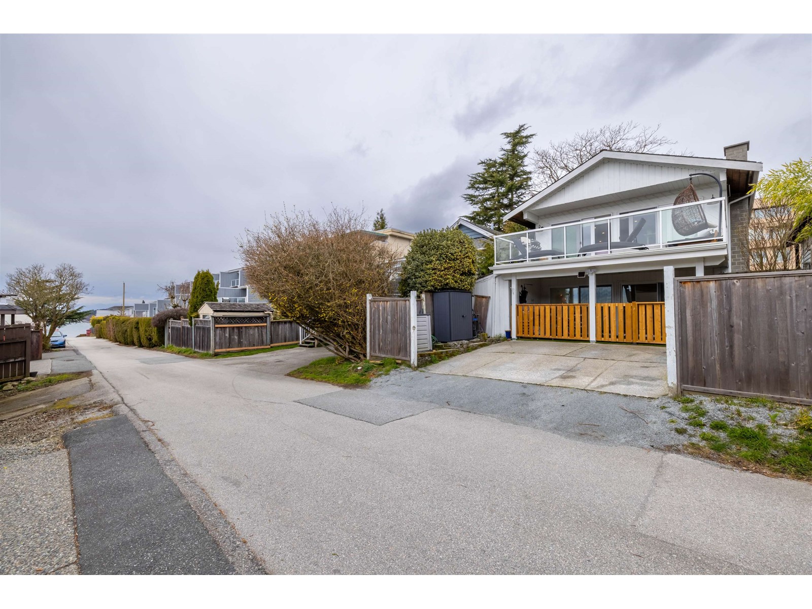 15170 Beachview Avenue, White Rock, British Columbia  V4B 1P6 - Photo 38 - R2981672