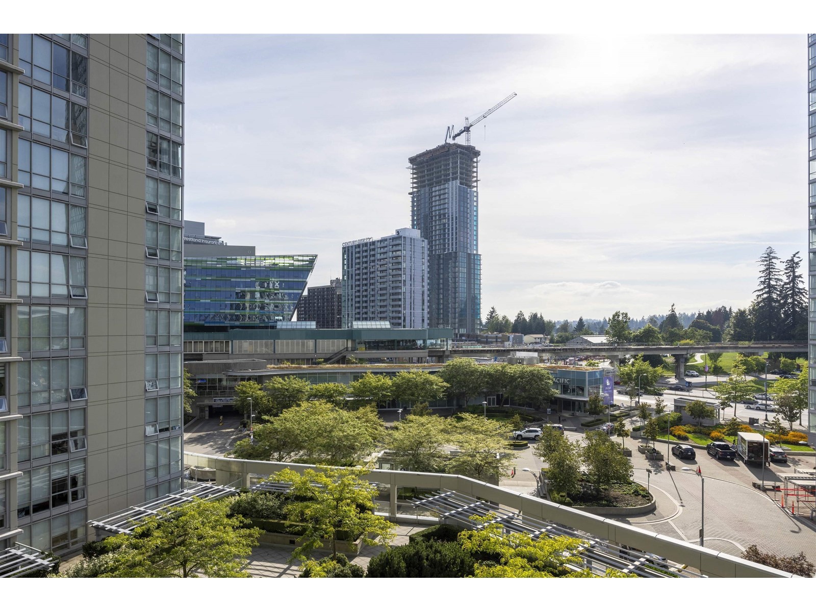 610 13688 100th Avenue, Surrey, British Columbia  V3T 0G5 - Photo 10 - R2988142