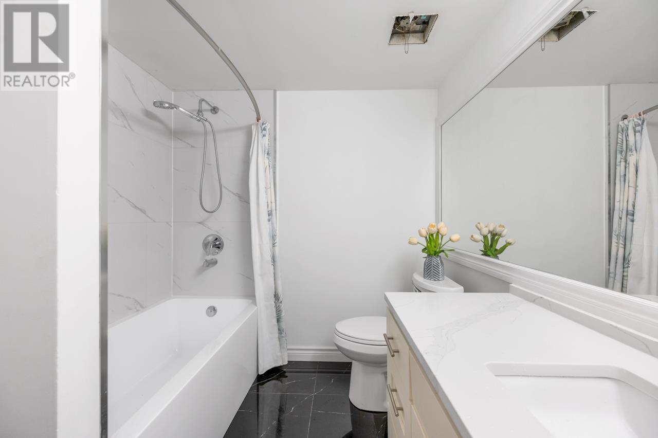 1501 3070 Guildford Way, Coquitlam, British Columbia  V3B 7R8 - Photo 21 - R2986298