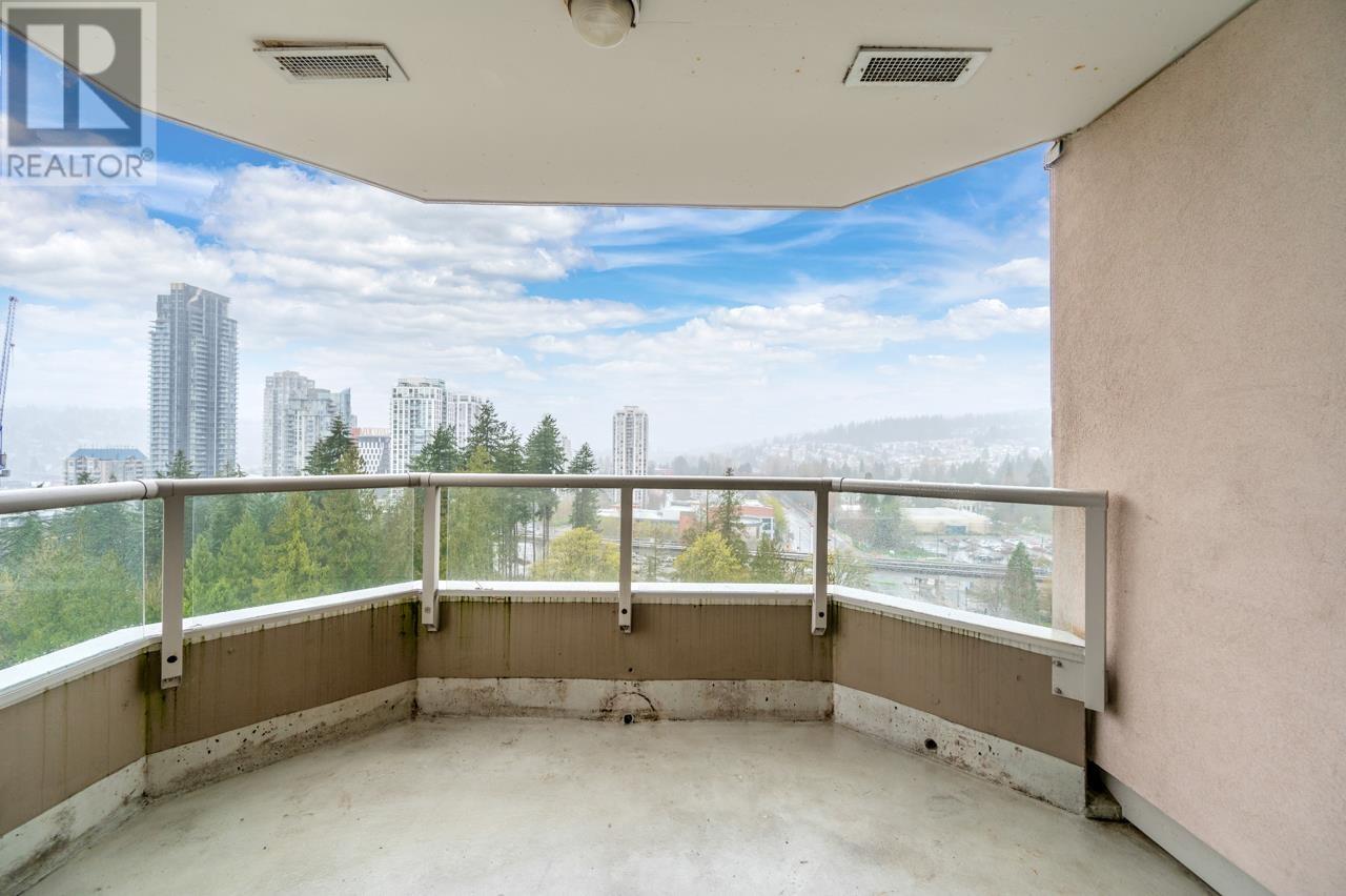 1501 3070 Guildford Way, Coquitlam, British Columbia  V3B 7R8 - Photo 15 - R2986298