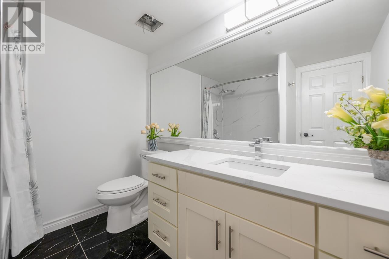 1501 3070 Guildford Way, Coquitlam, British Columbia  V3B 7R8 - Photo 20 - R2986298