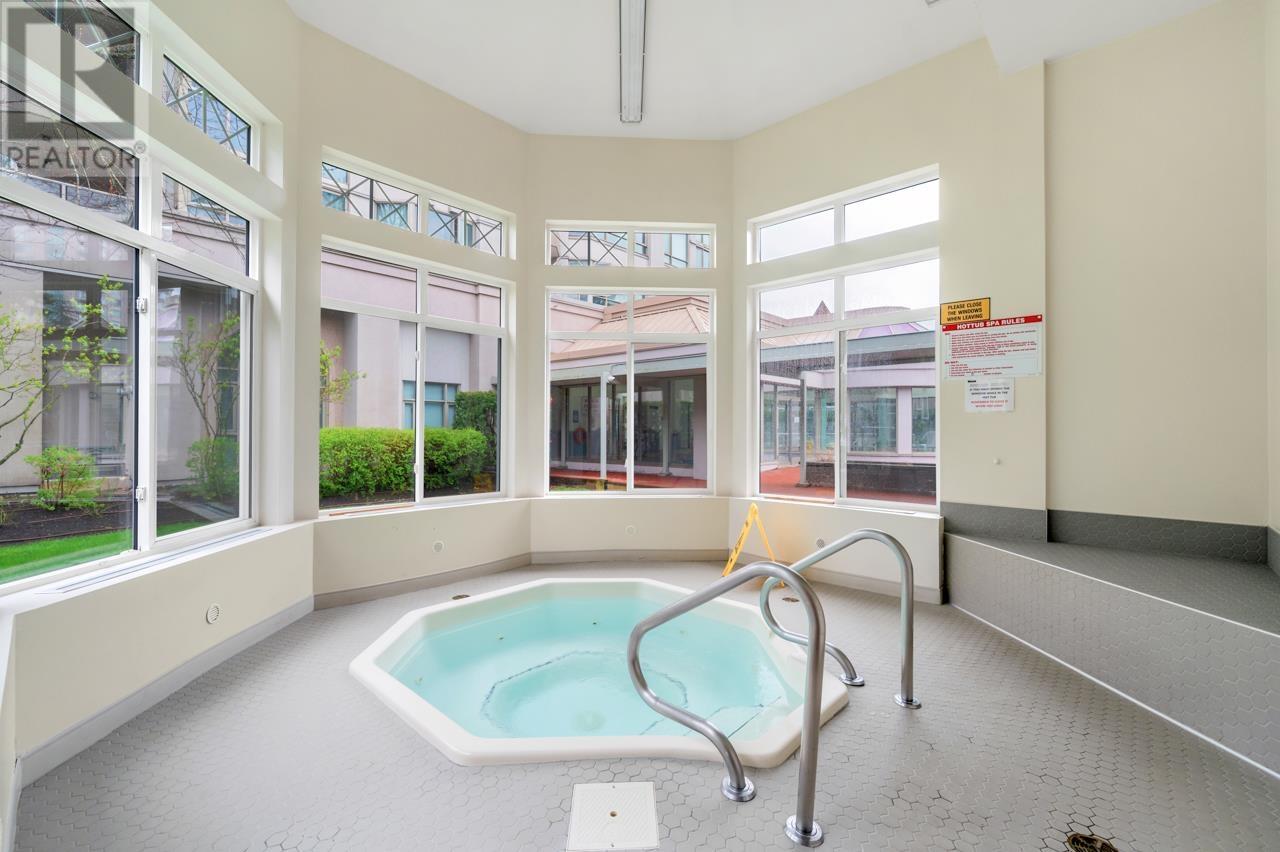 1501 3070 Guildford Way, Coquitlam, British Columbia  V3B 7R8 - Photo 25 - R2986298