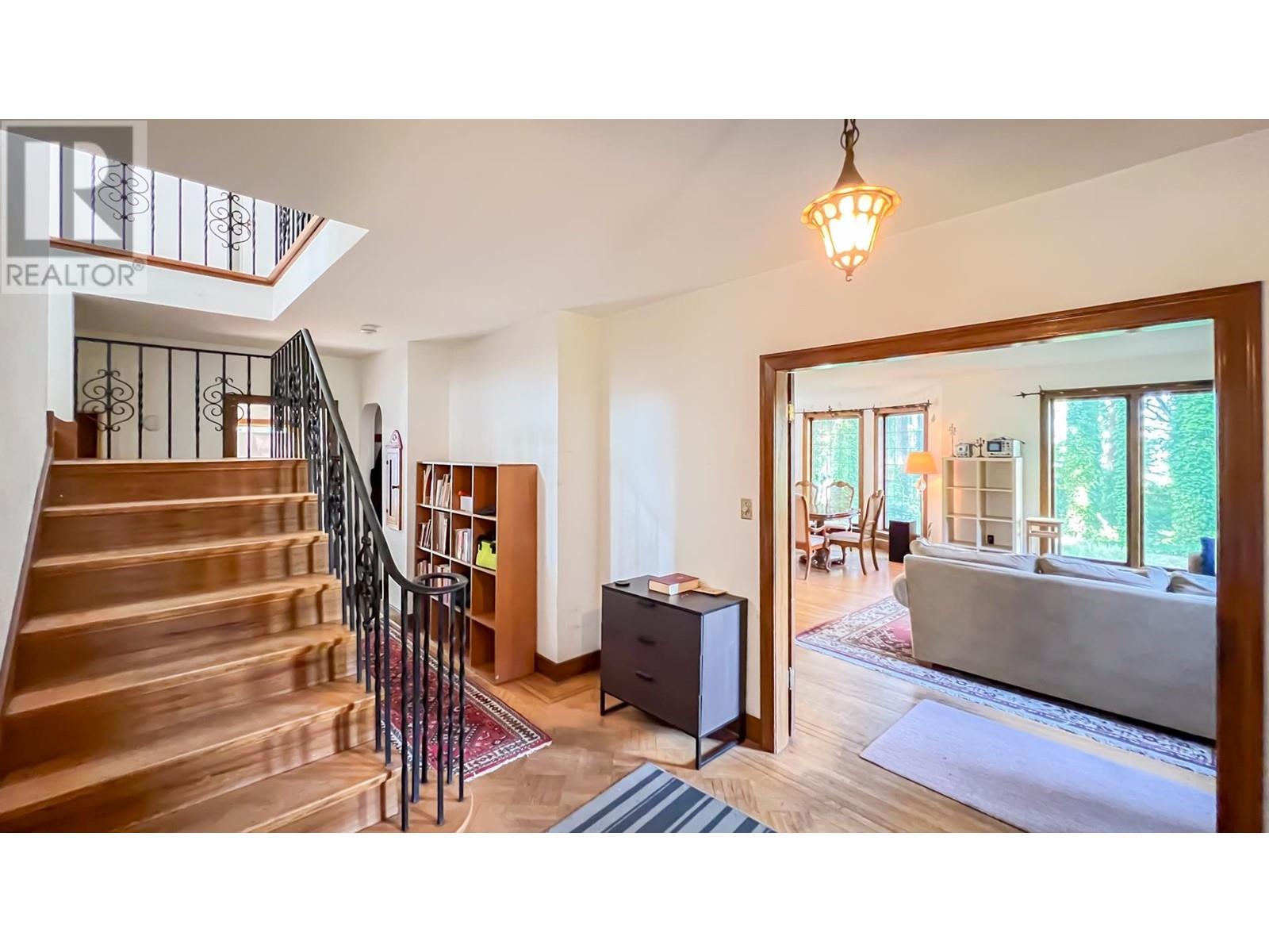 4786 Drummond Drive, Vancouver, British Columbia  V6T 1B4 - Photo 6 - R2988164