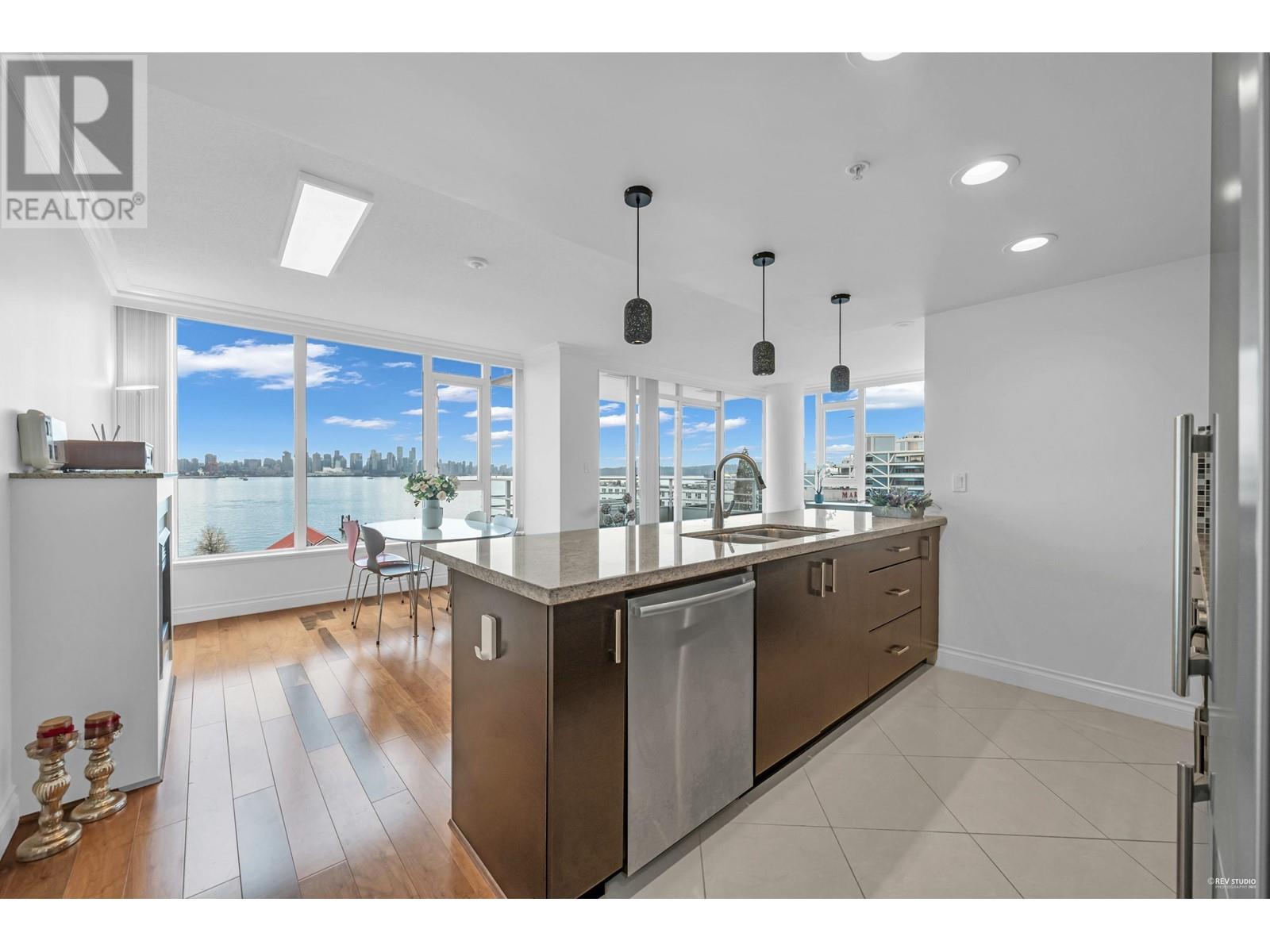 502 133 E Esplanade, North Vancouver, British Columbia  V7L 1A1 - Photo 8 - R2987581